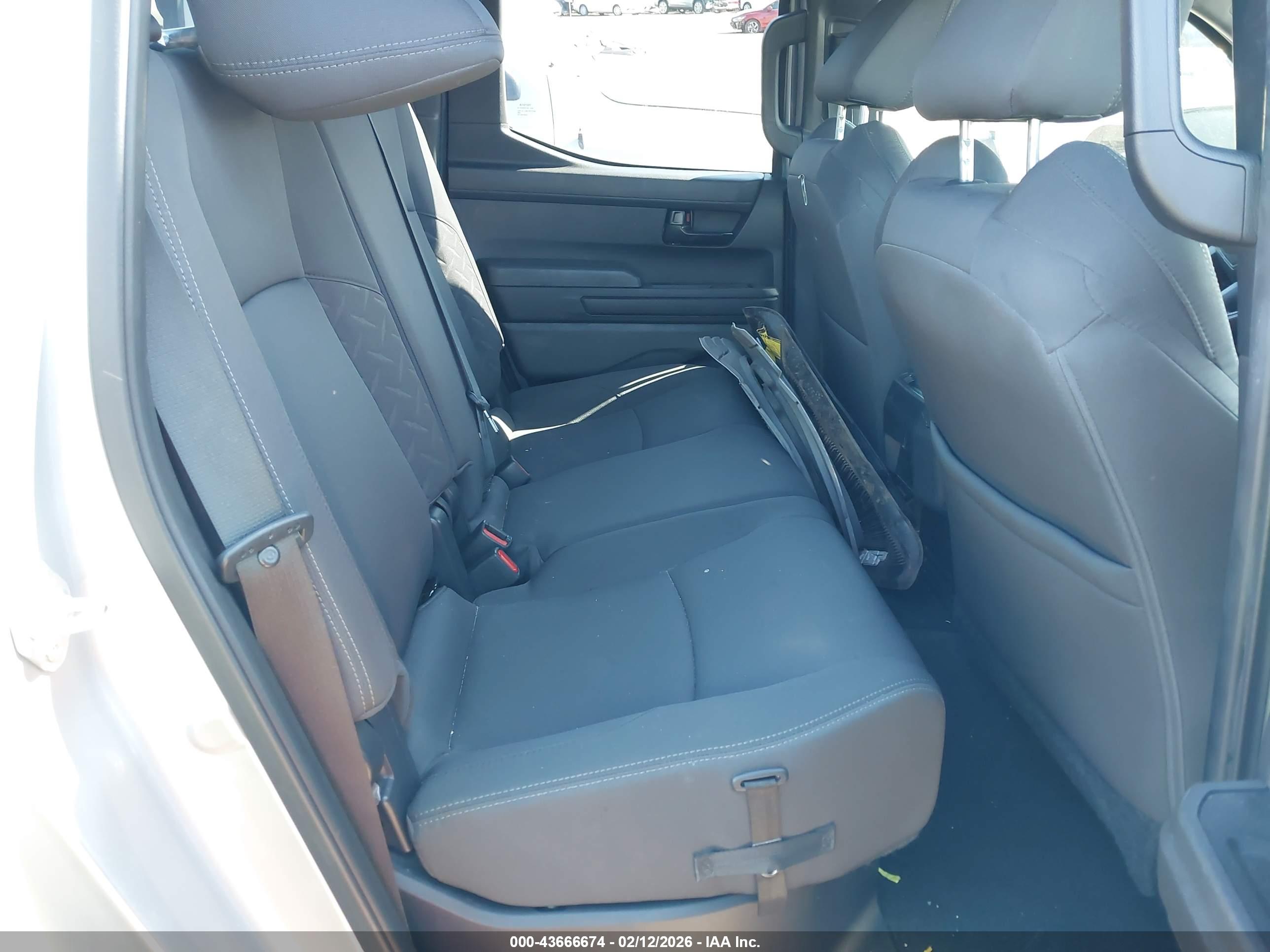 TOYOTA TACOMA image 8