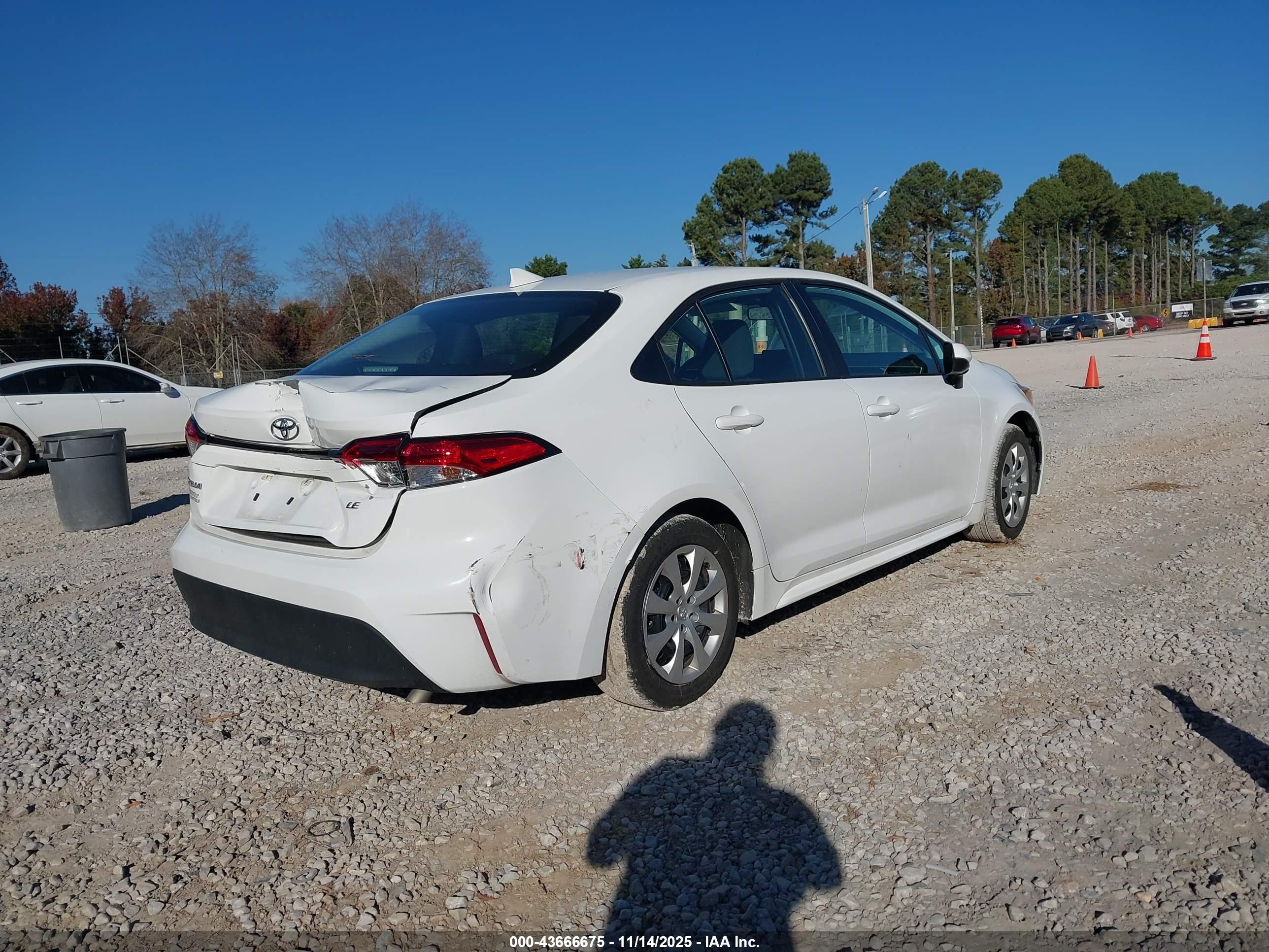 TOYOTA COROLLA image 4