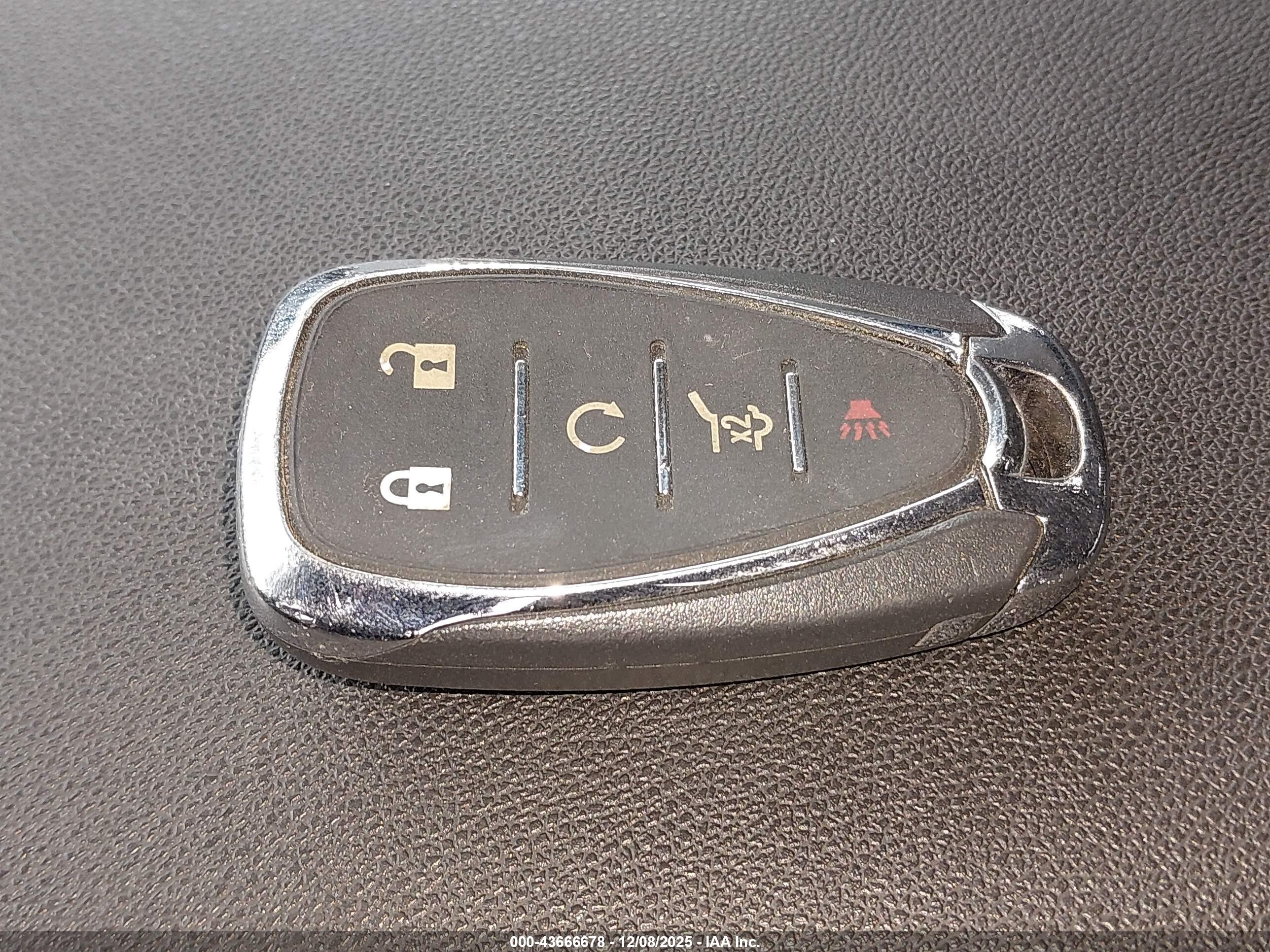CHEVROLET EQUINOX image 11