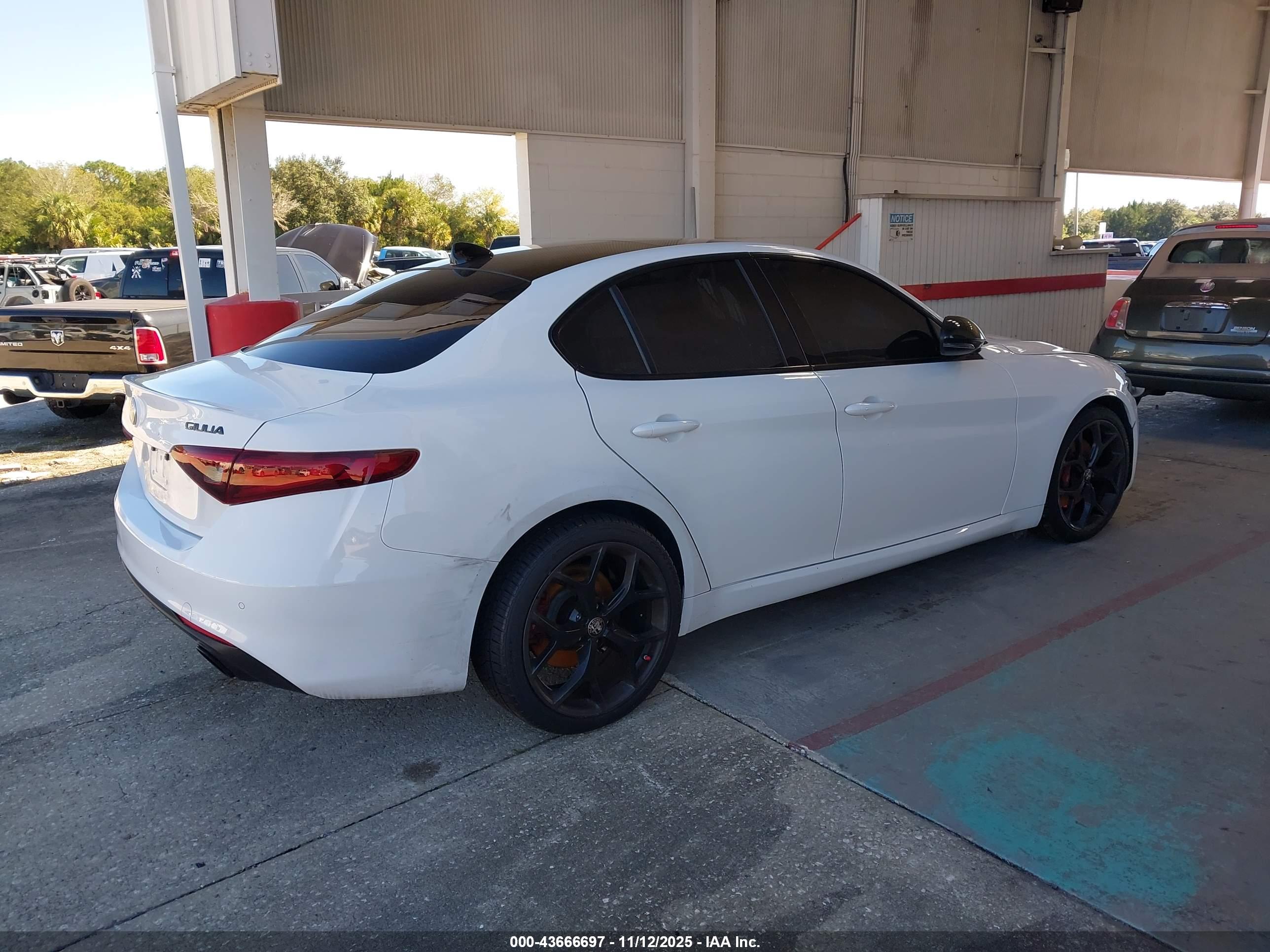 ALFA ROMEO image 4