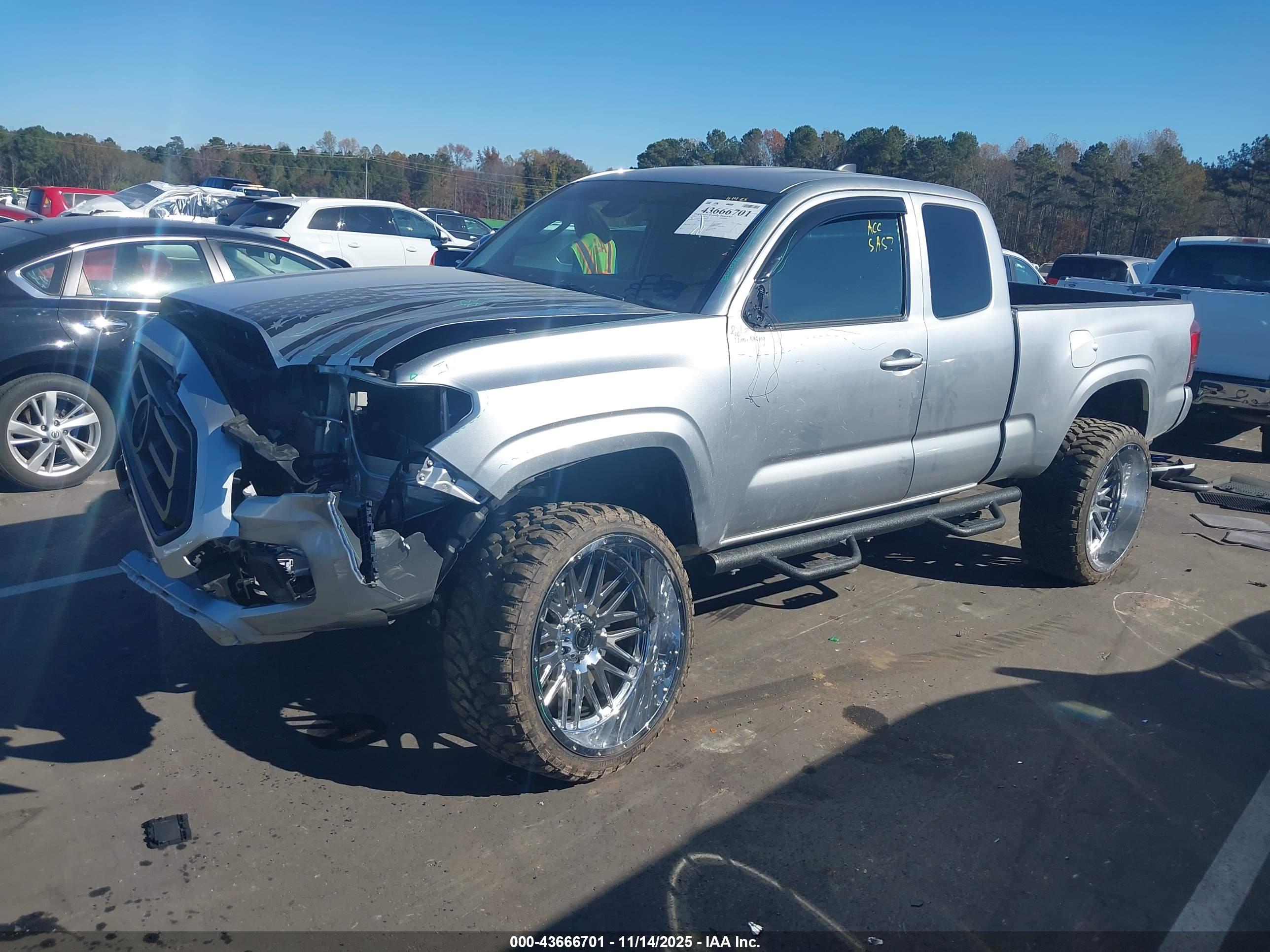 TOYOTA TACOMA image 2