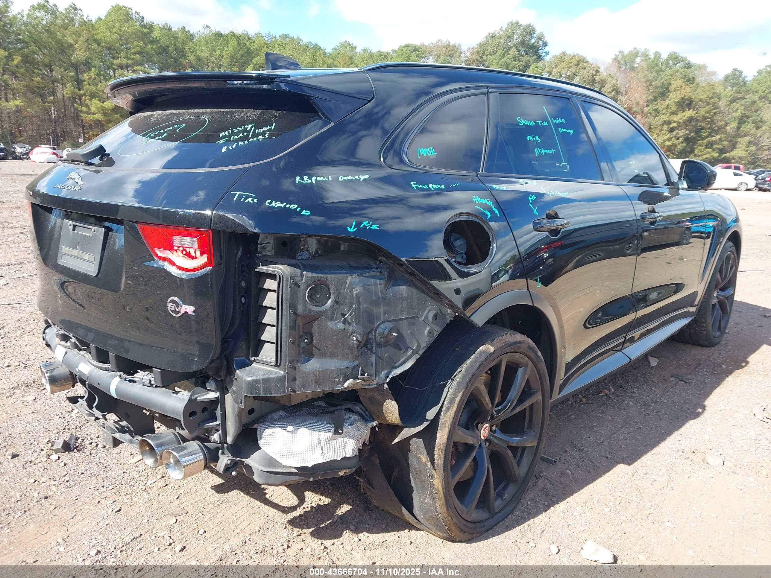 JAGUAR F-PACE image 4