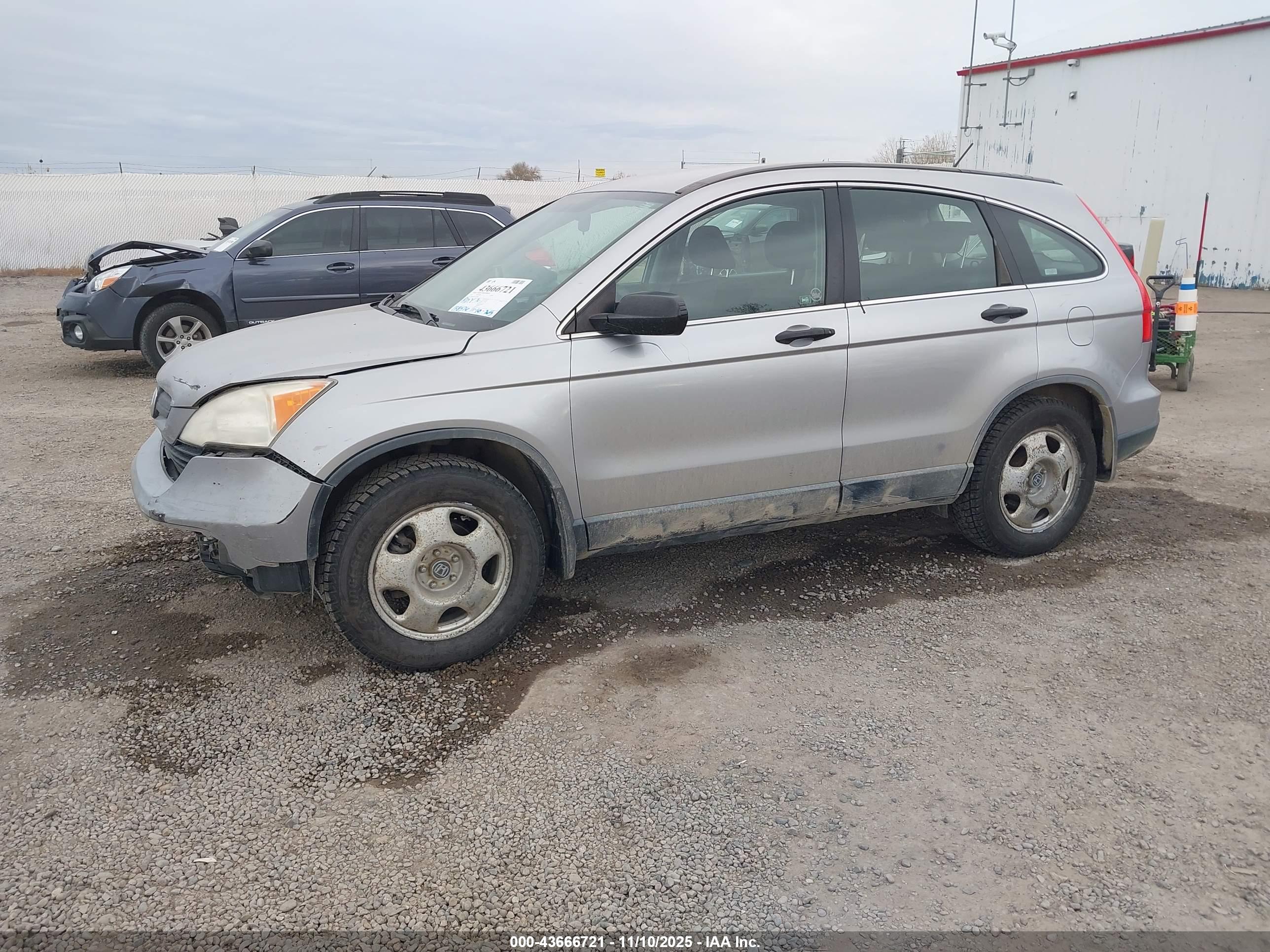 HONDA CR-V image 2