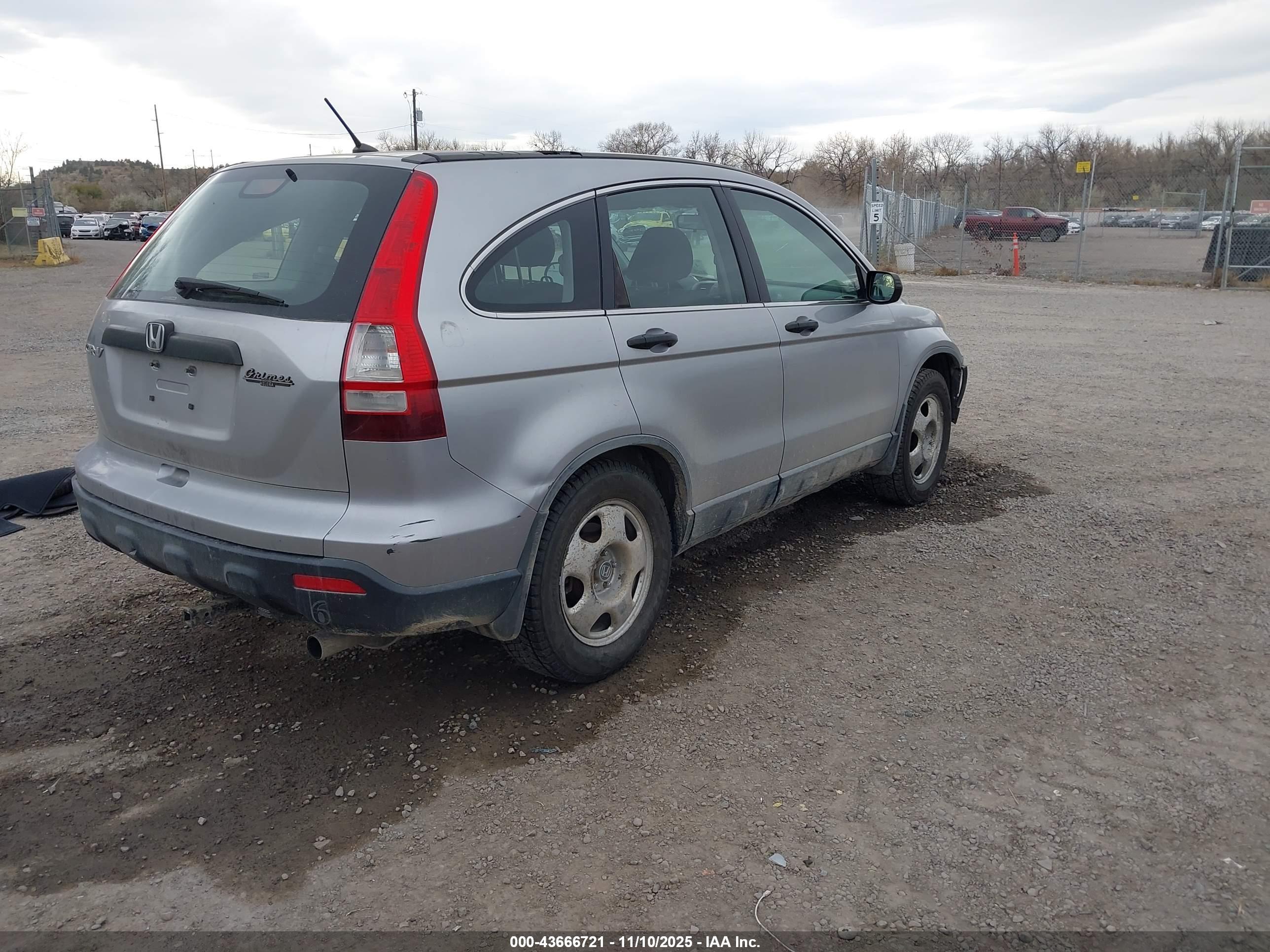 HONDA CR-V image 4