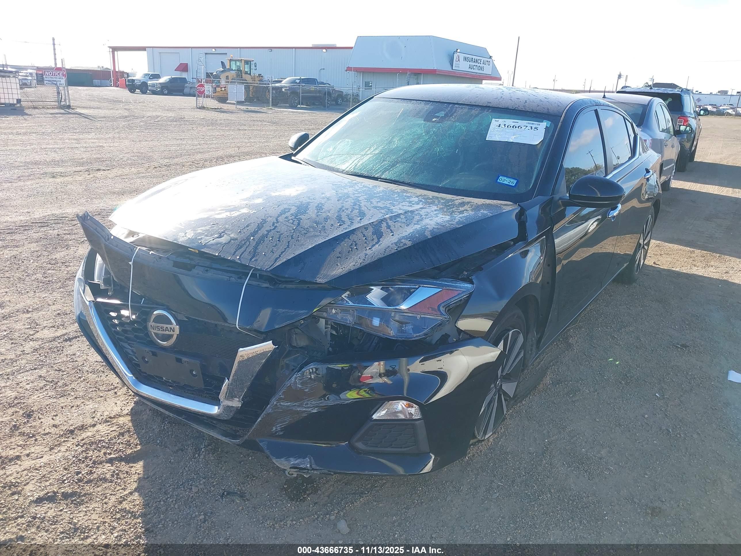 NISSAN ALTIMA image 6