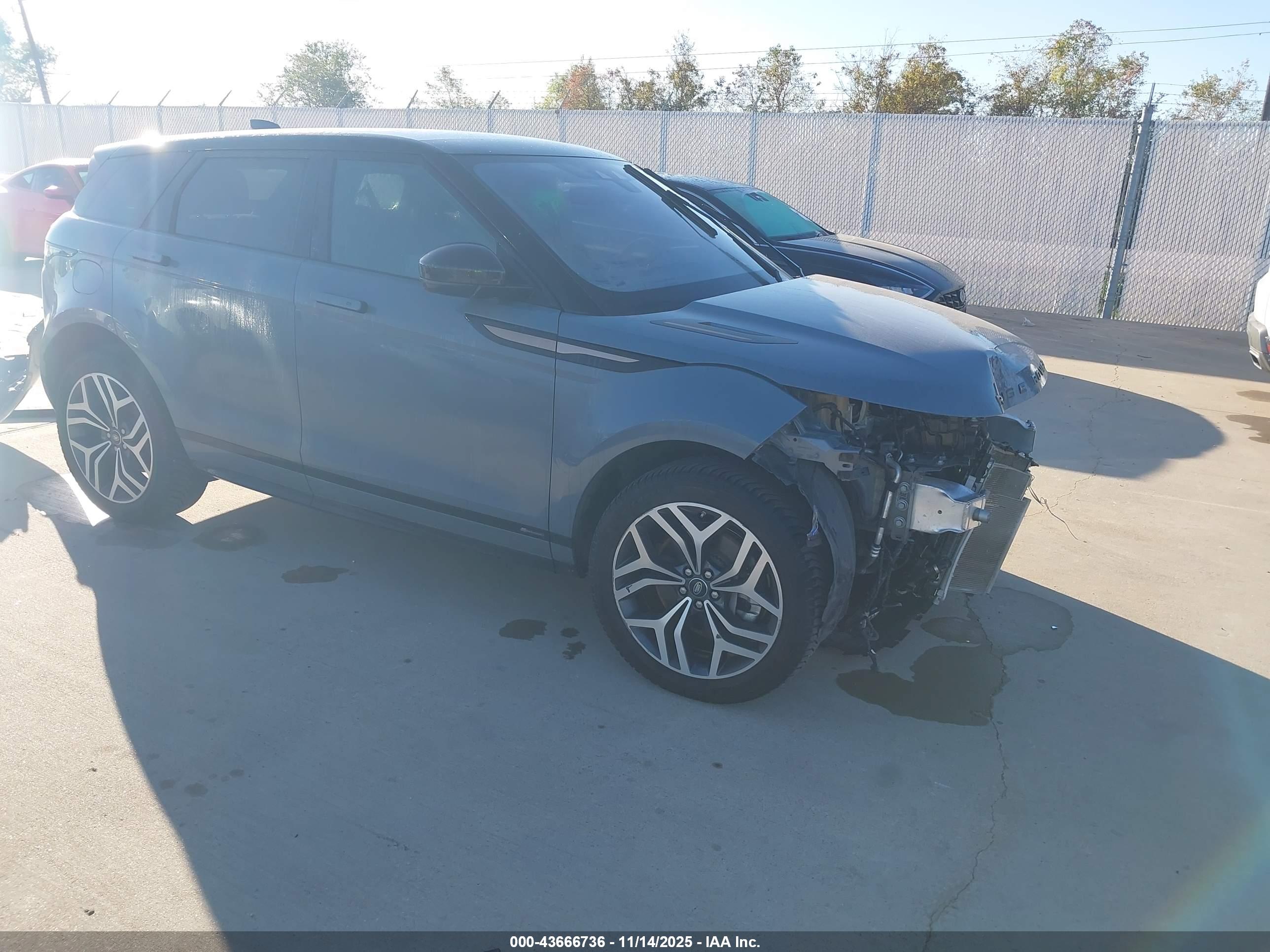 LAND ROVER image 6