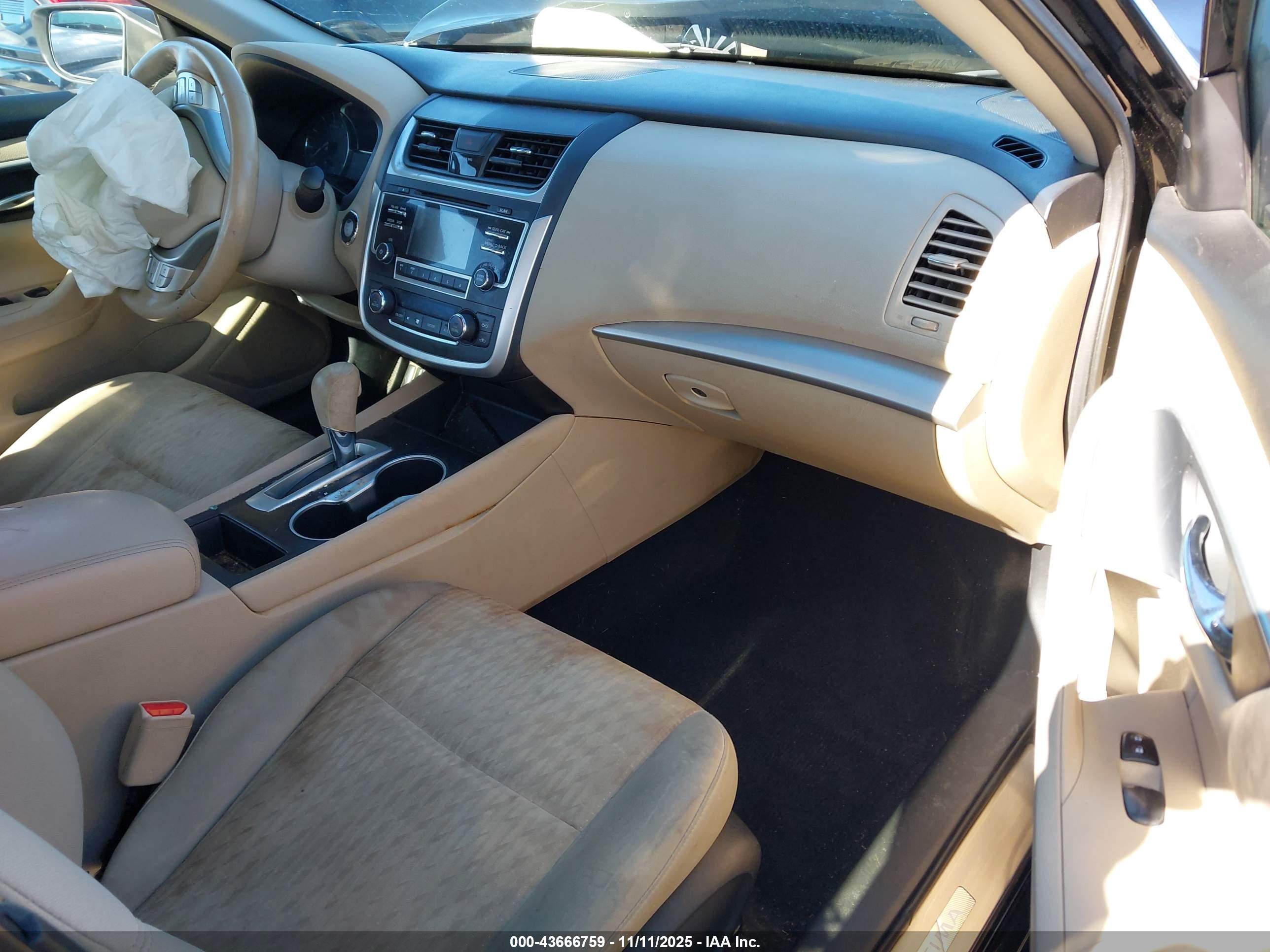 NISSAN ALTIMA image 5