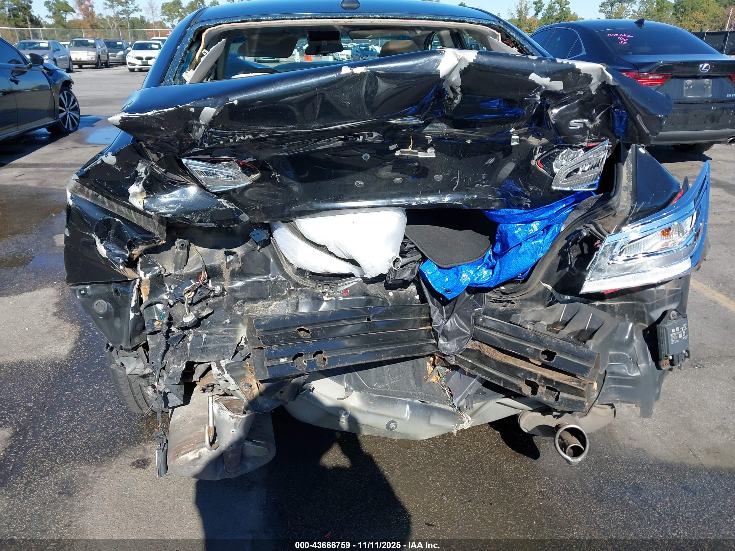 NISSAN ALTIMA image 6