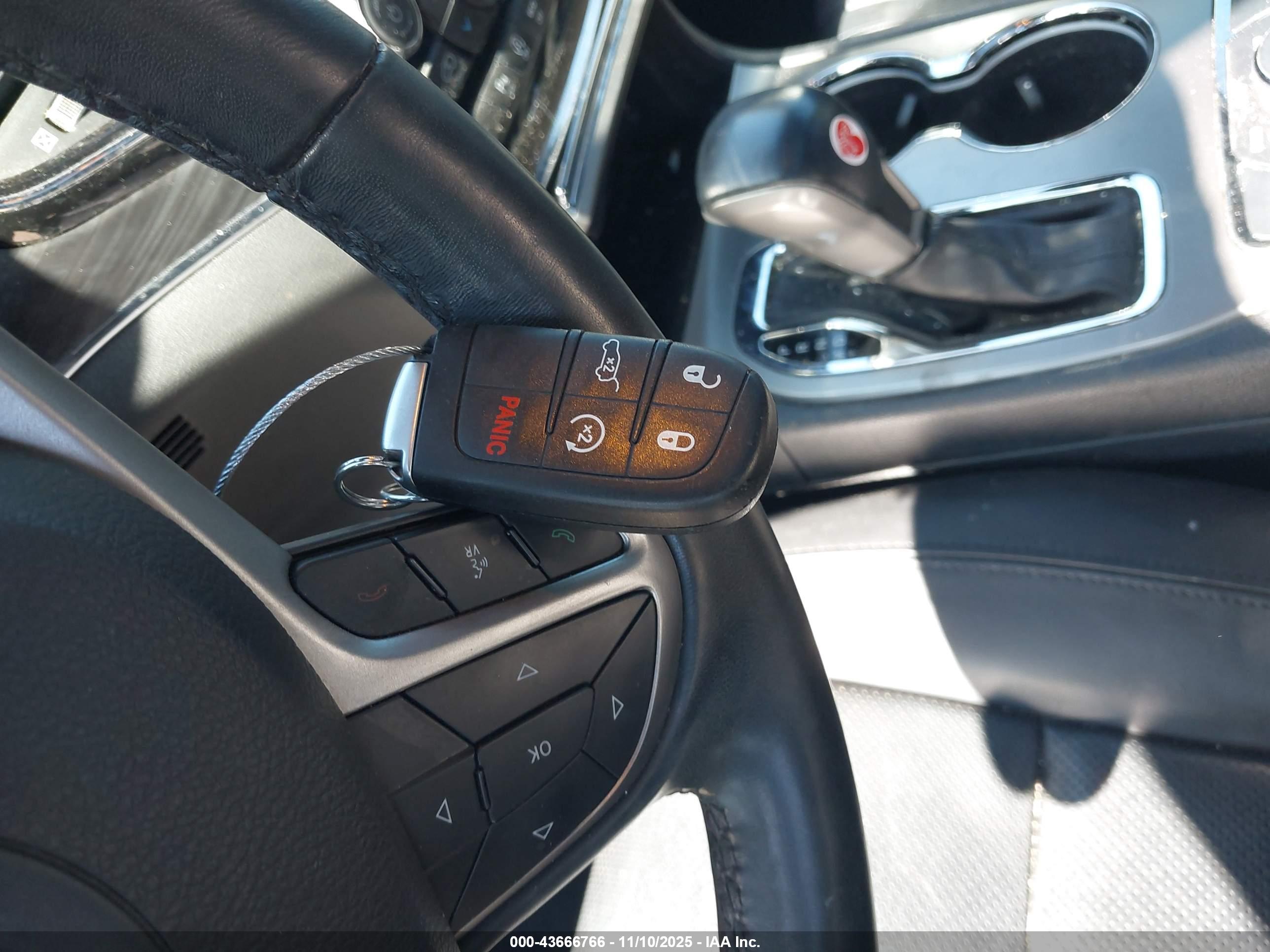 JEEP GRAND image 11
