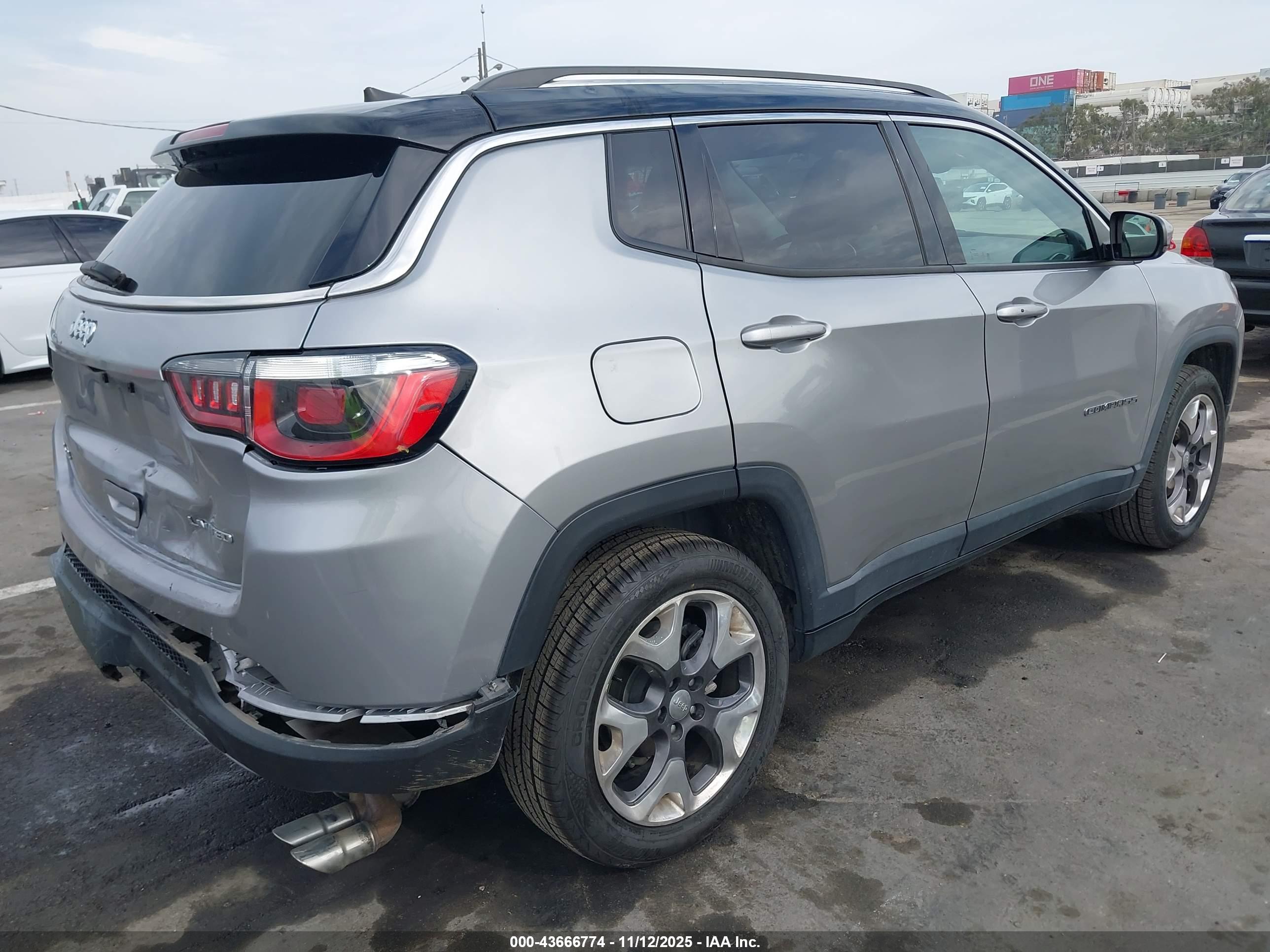 JEEP COMPASS image 4