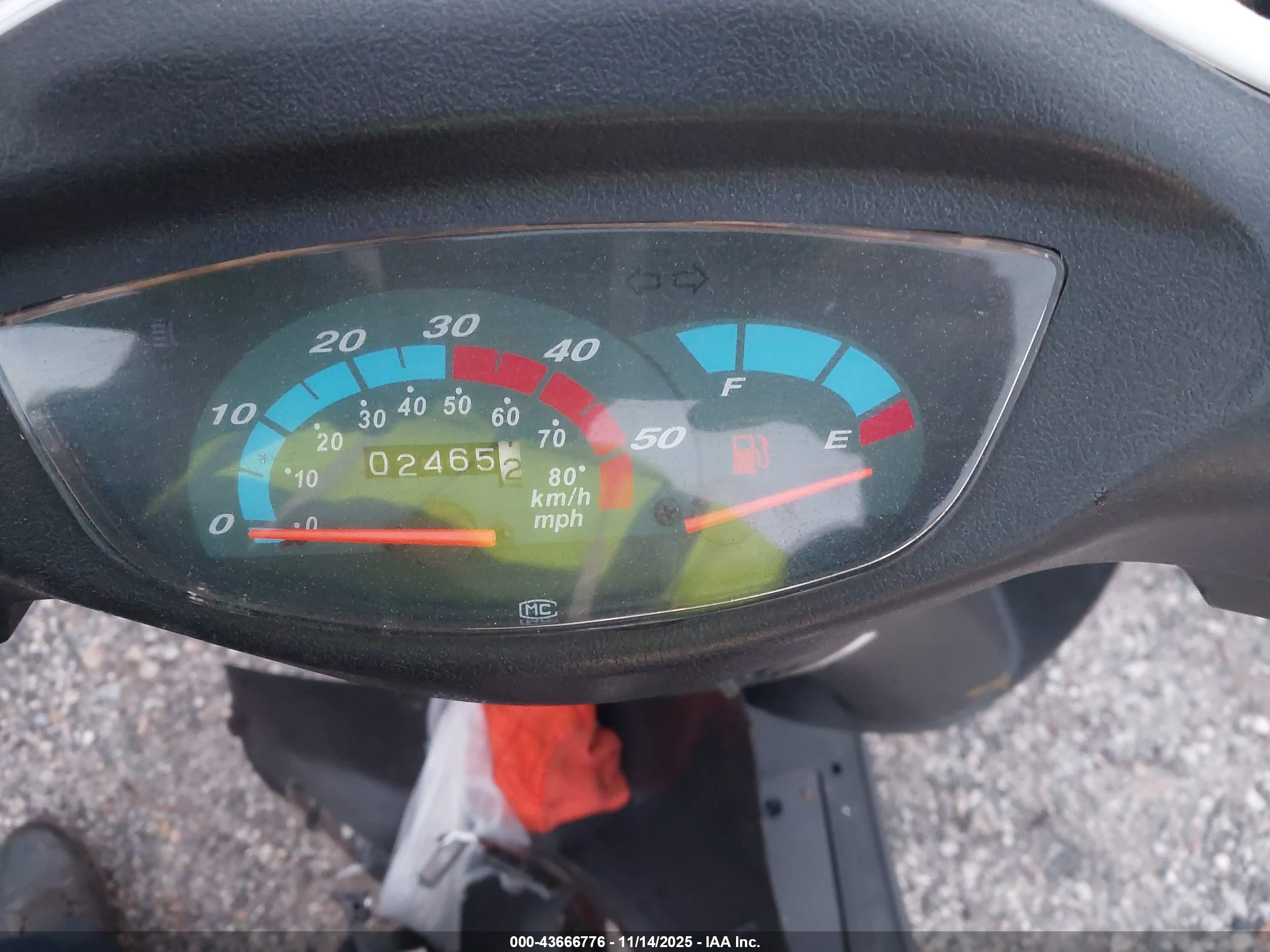 SOLANA MOPED image 7