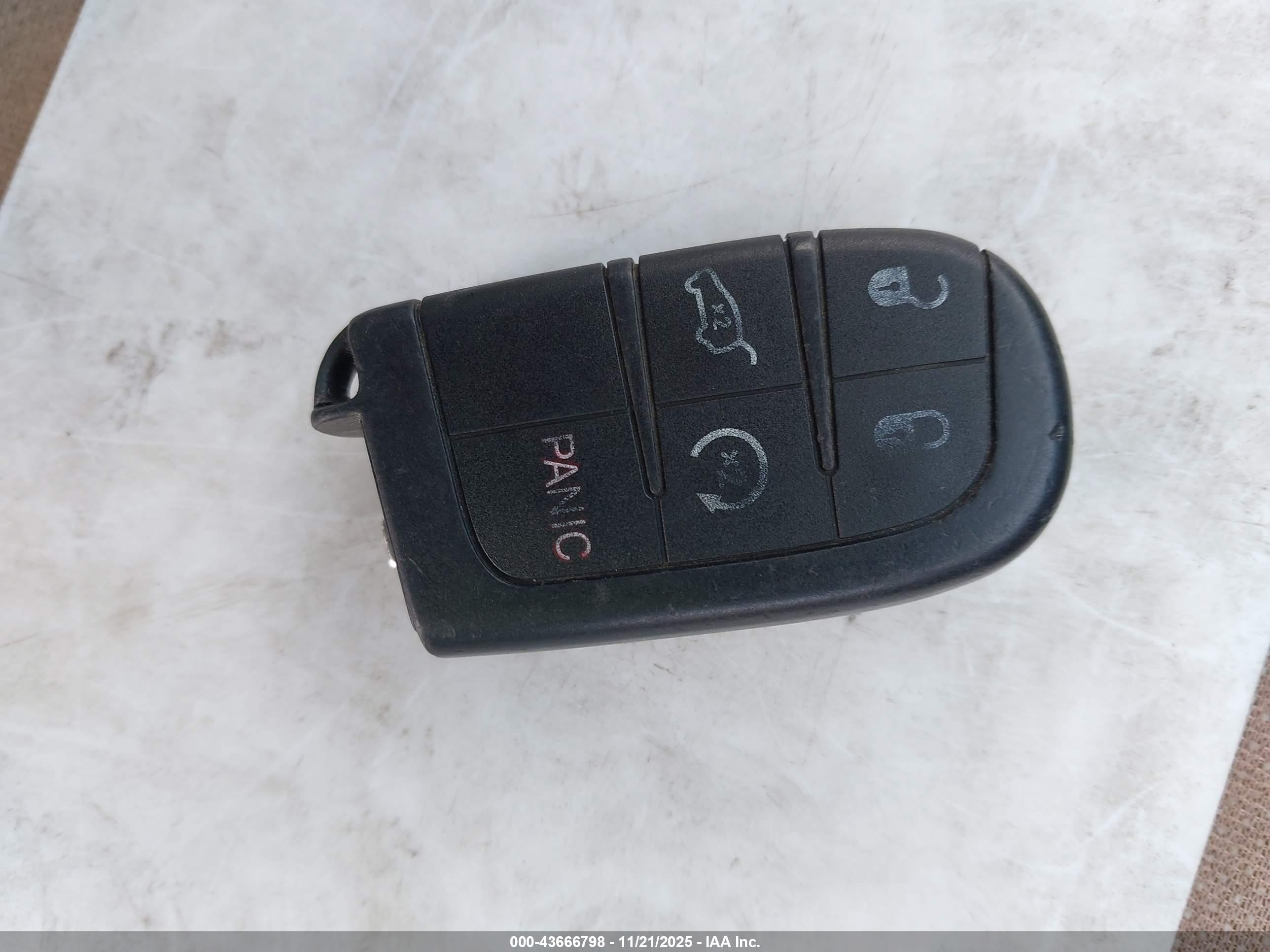 JEEP GRAND image 11
