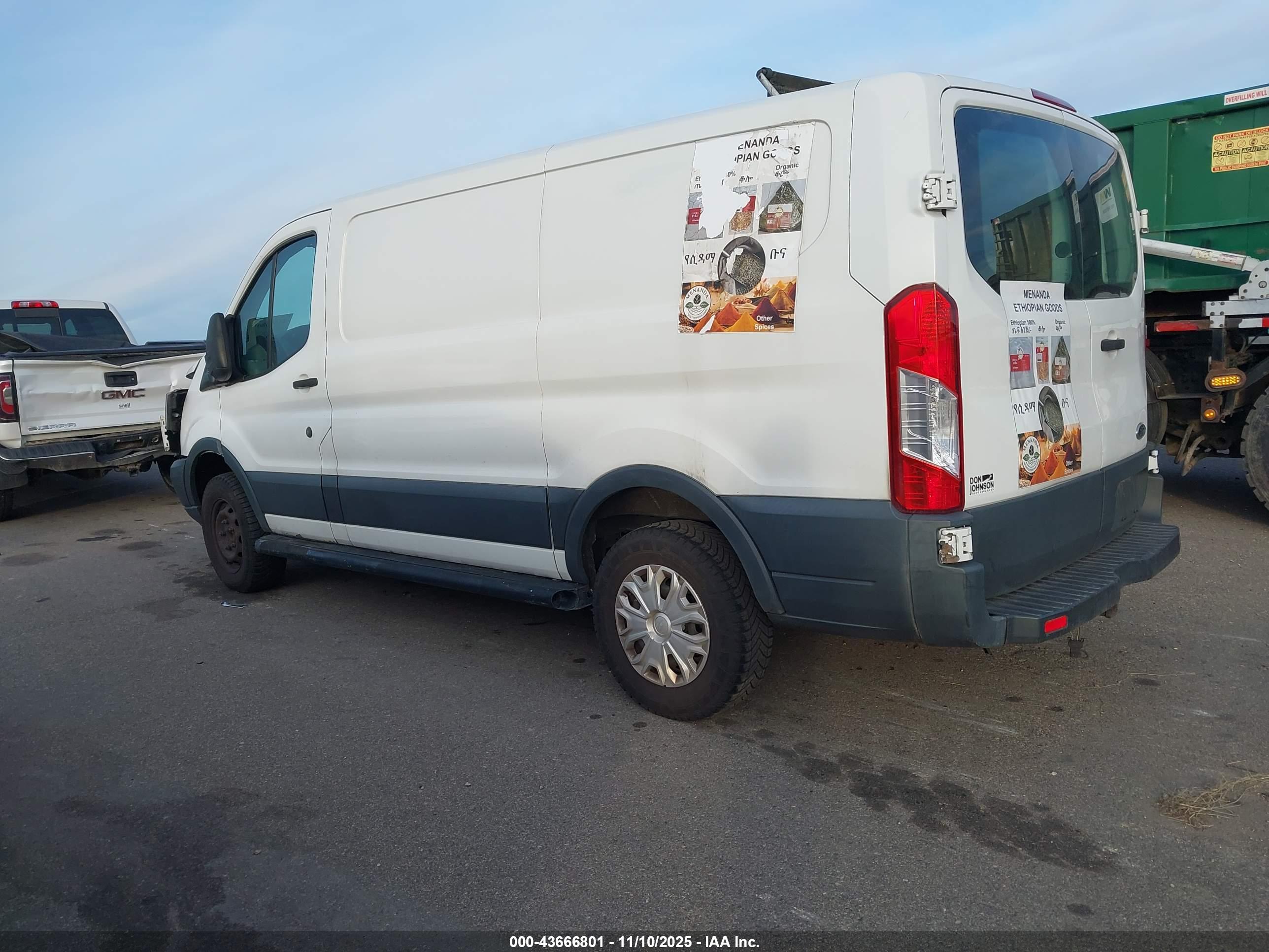 FORD TRANSIT-250 image 3