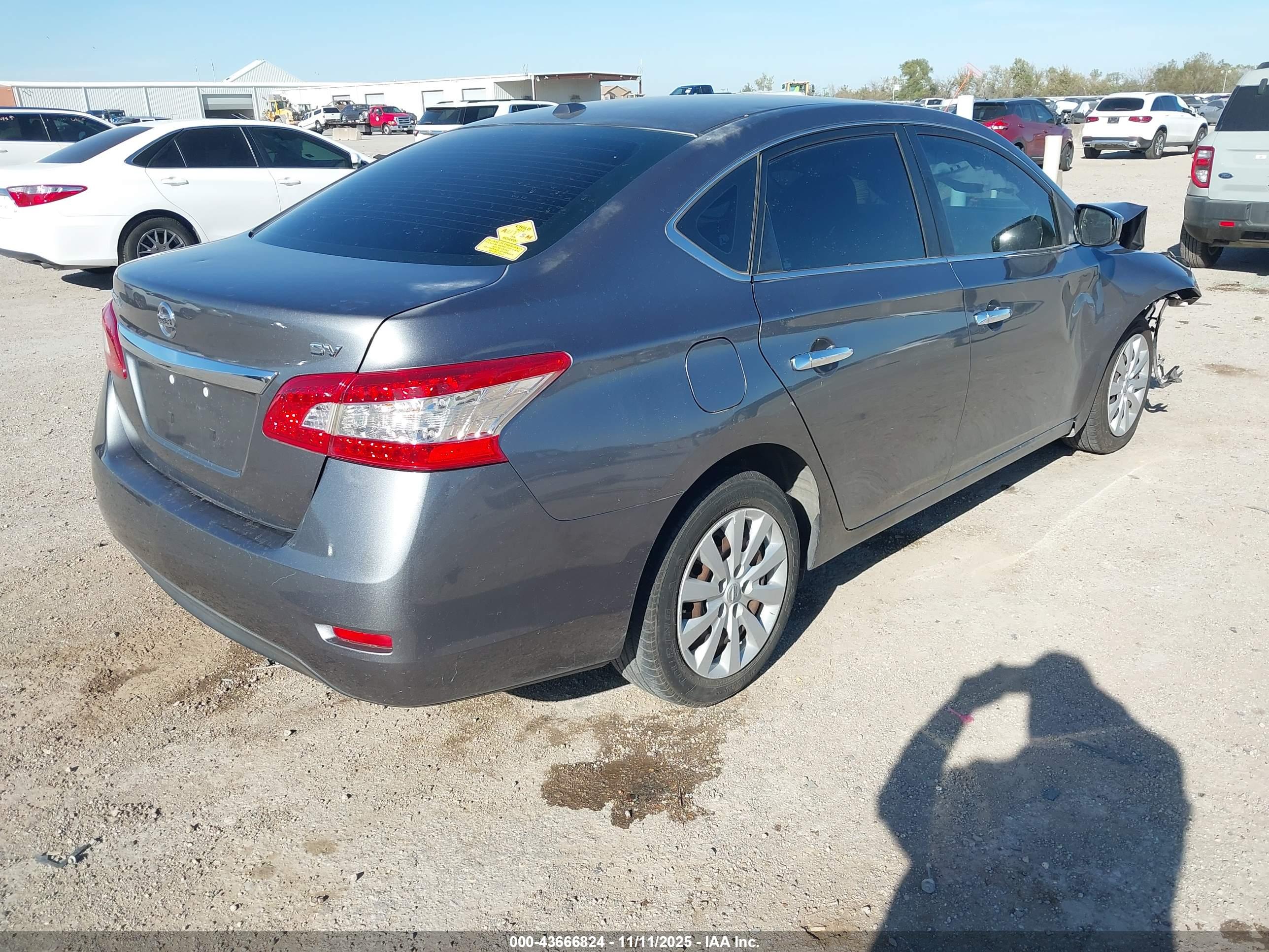 NISSAN SENTRA image 4