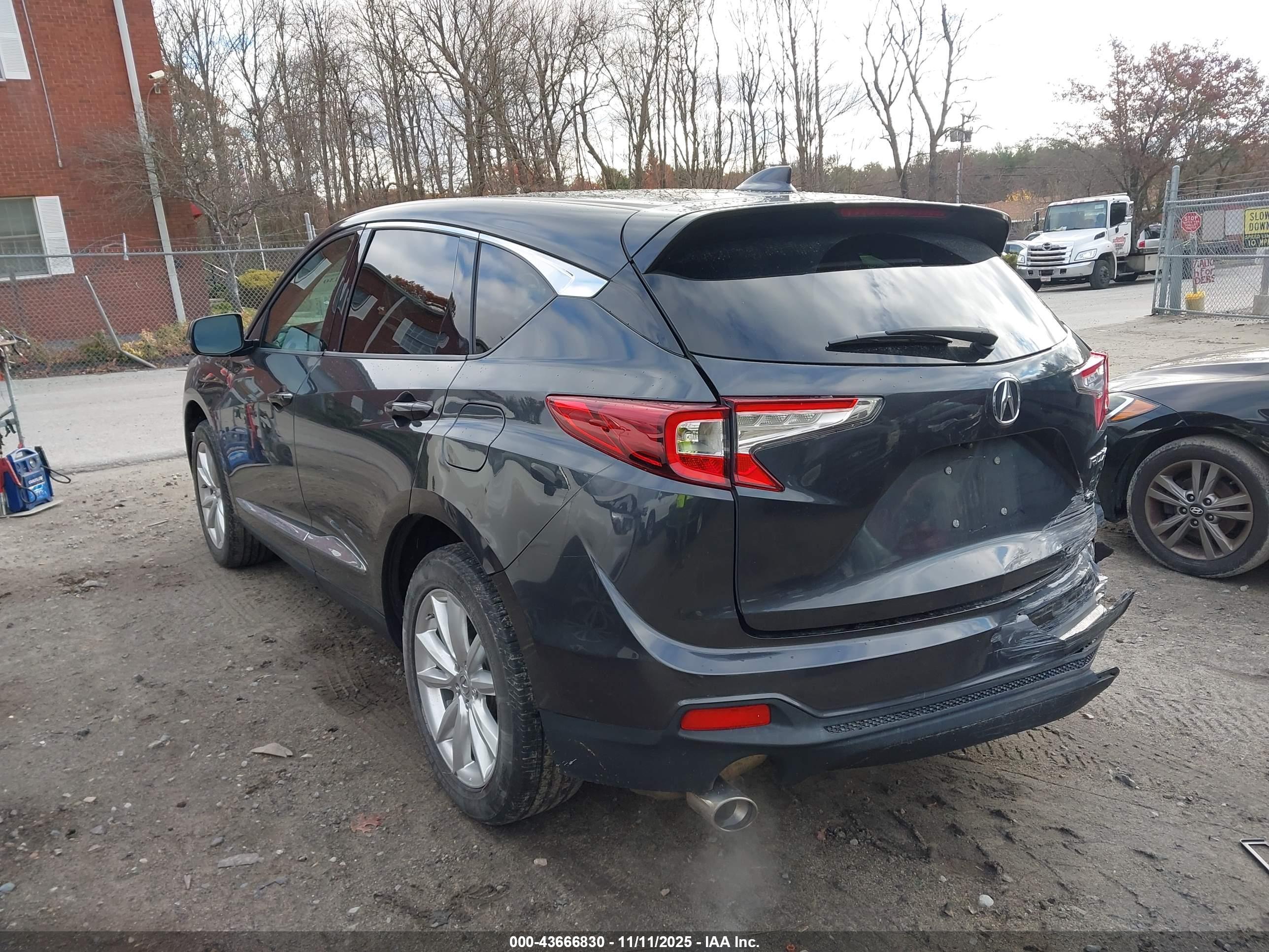 ACURA RDX image 3