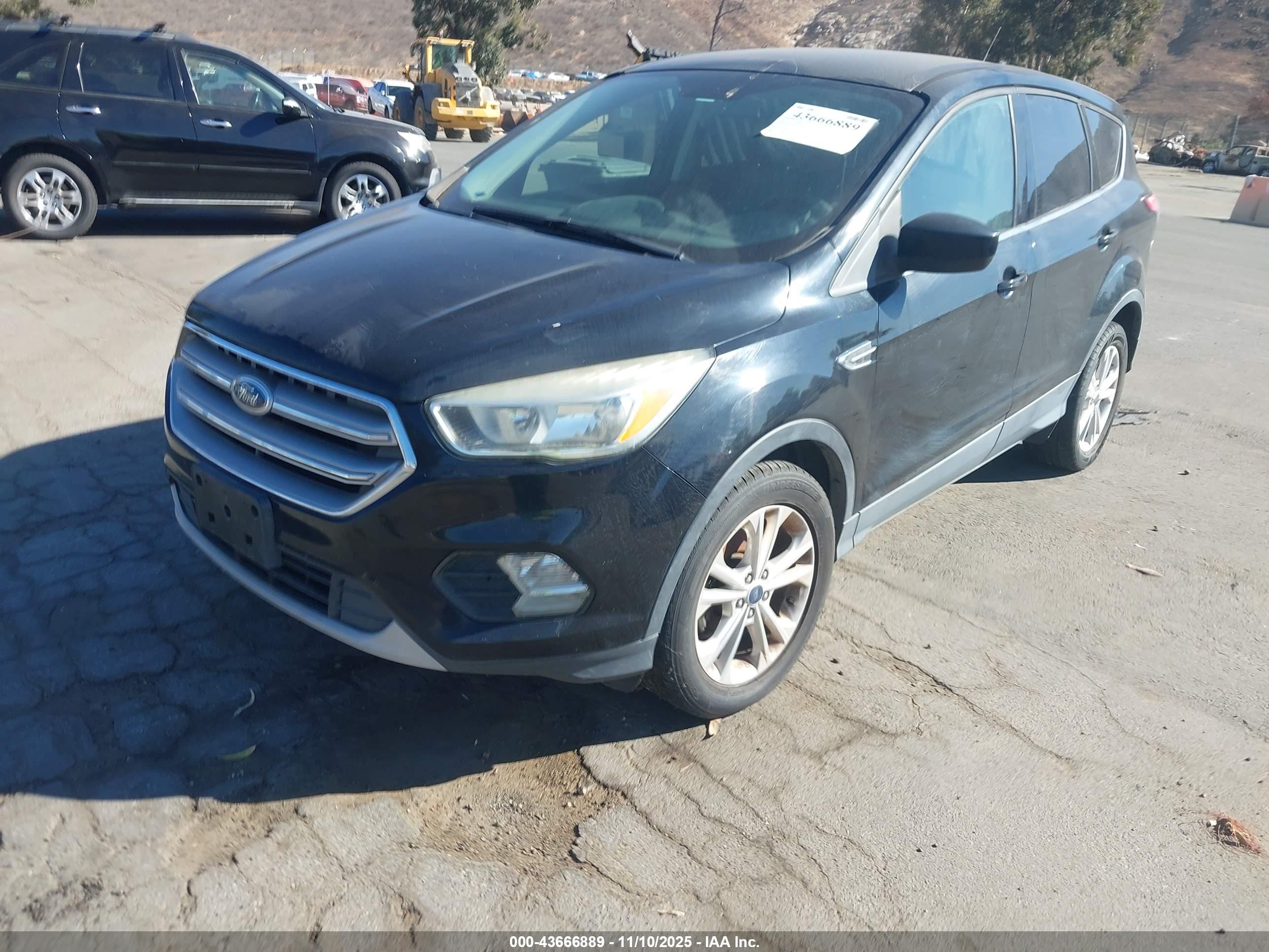 FORD ESCAPE image 6