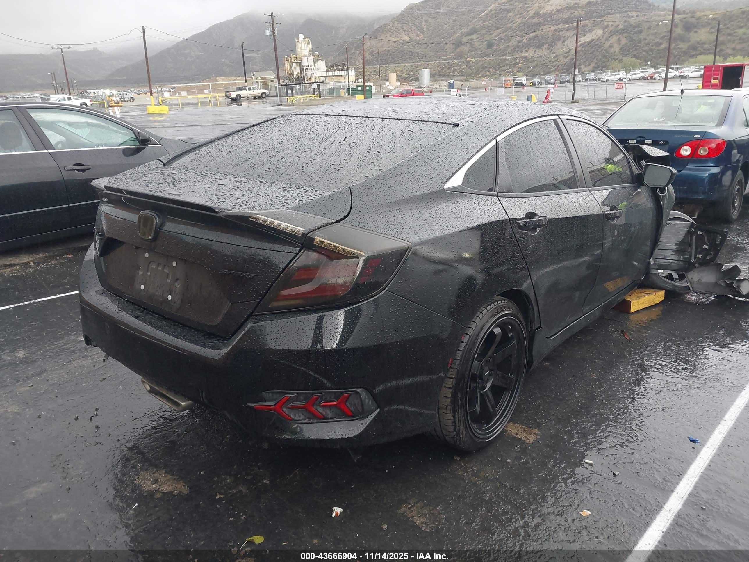 HONDA CIVIC image 4