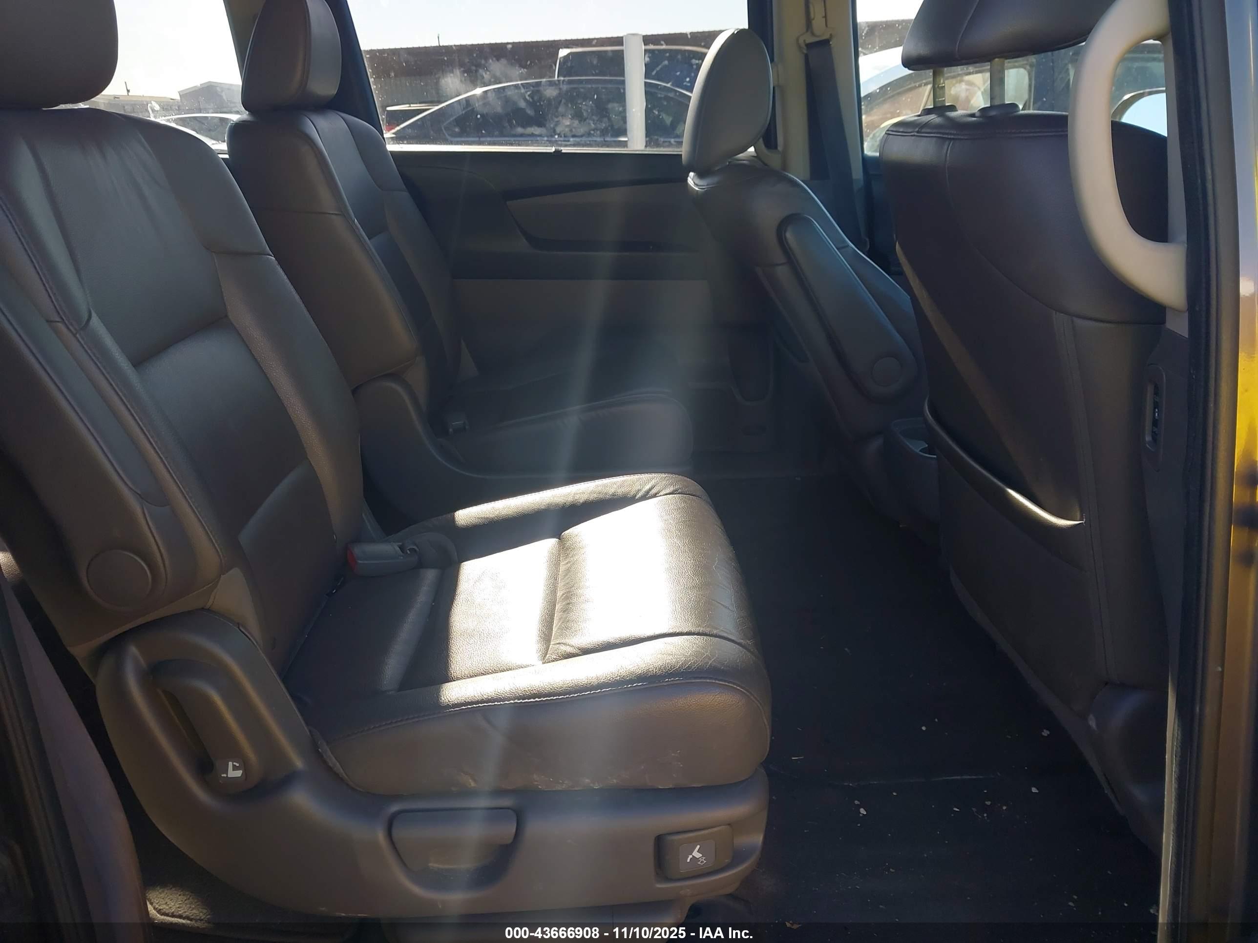HONDA ODYSSEY image 8