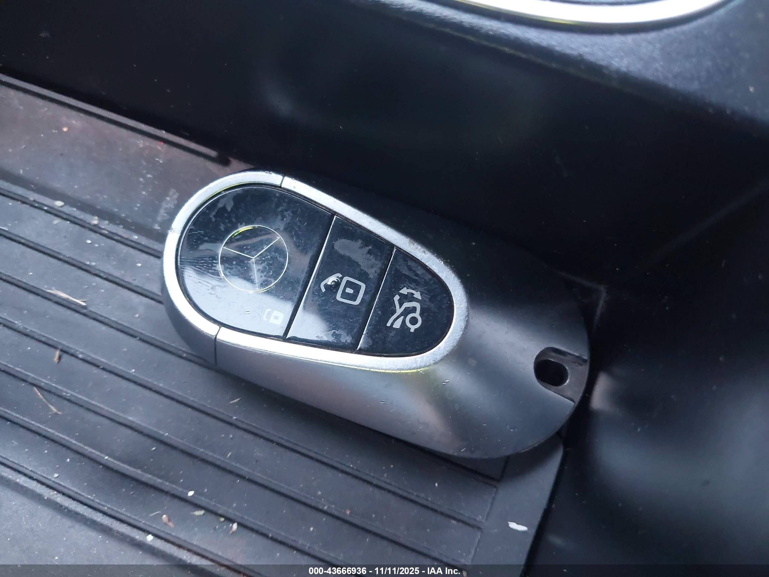 MERCEDES-BENZ S image 11