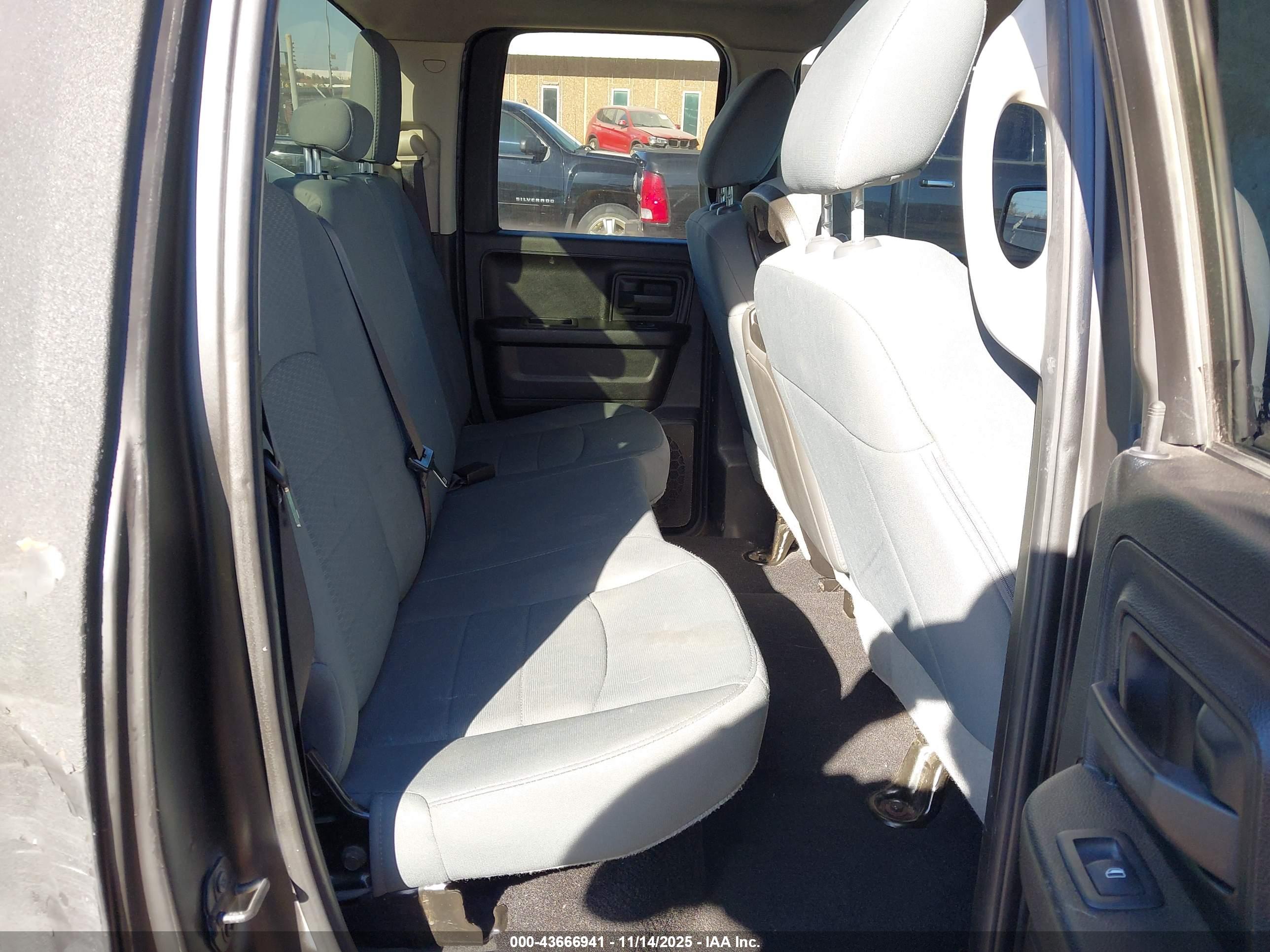 RAM 1500 image 8
