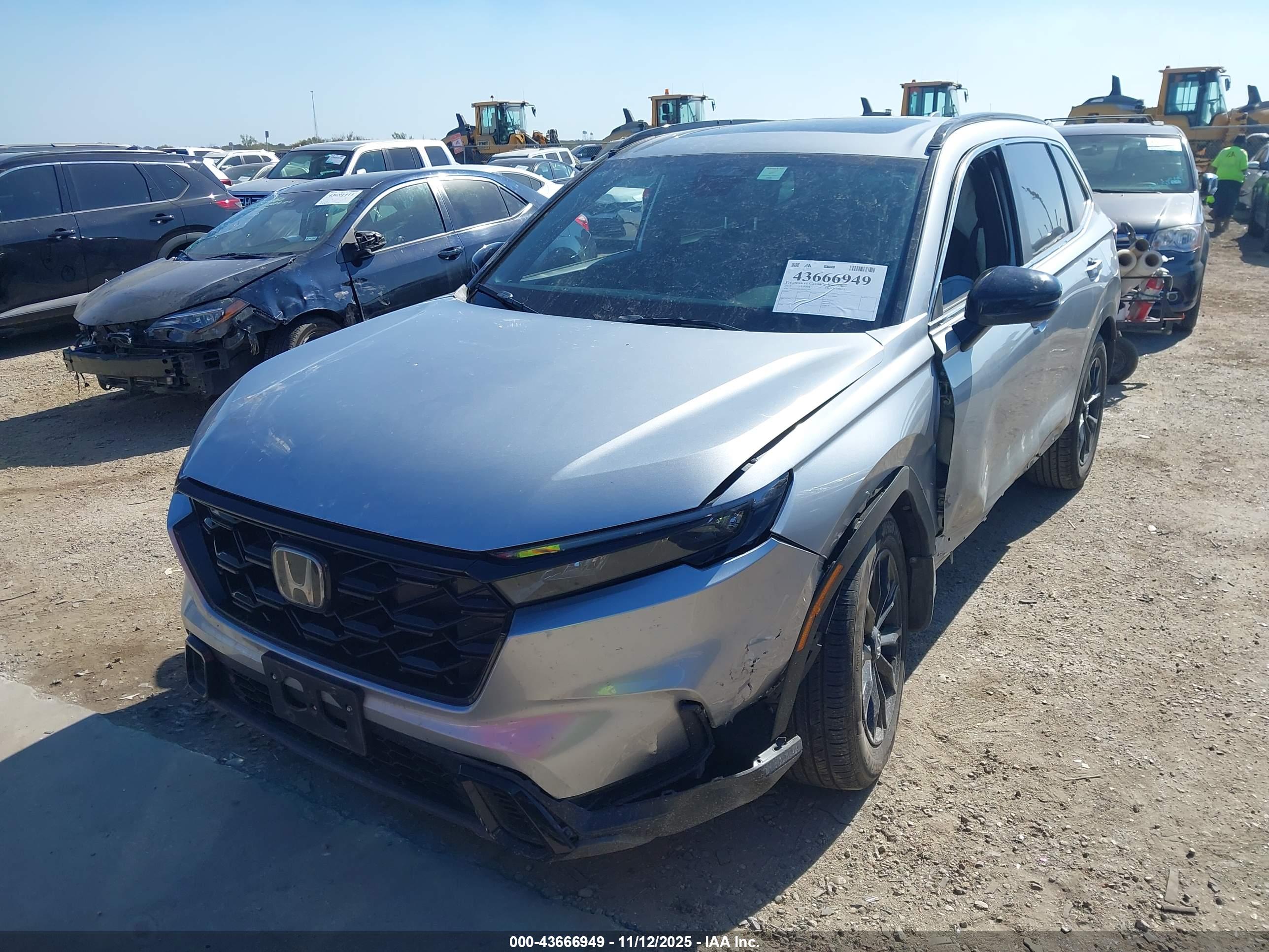 HONDA CR-V image 2