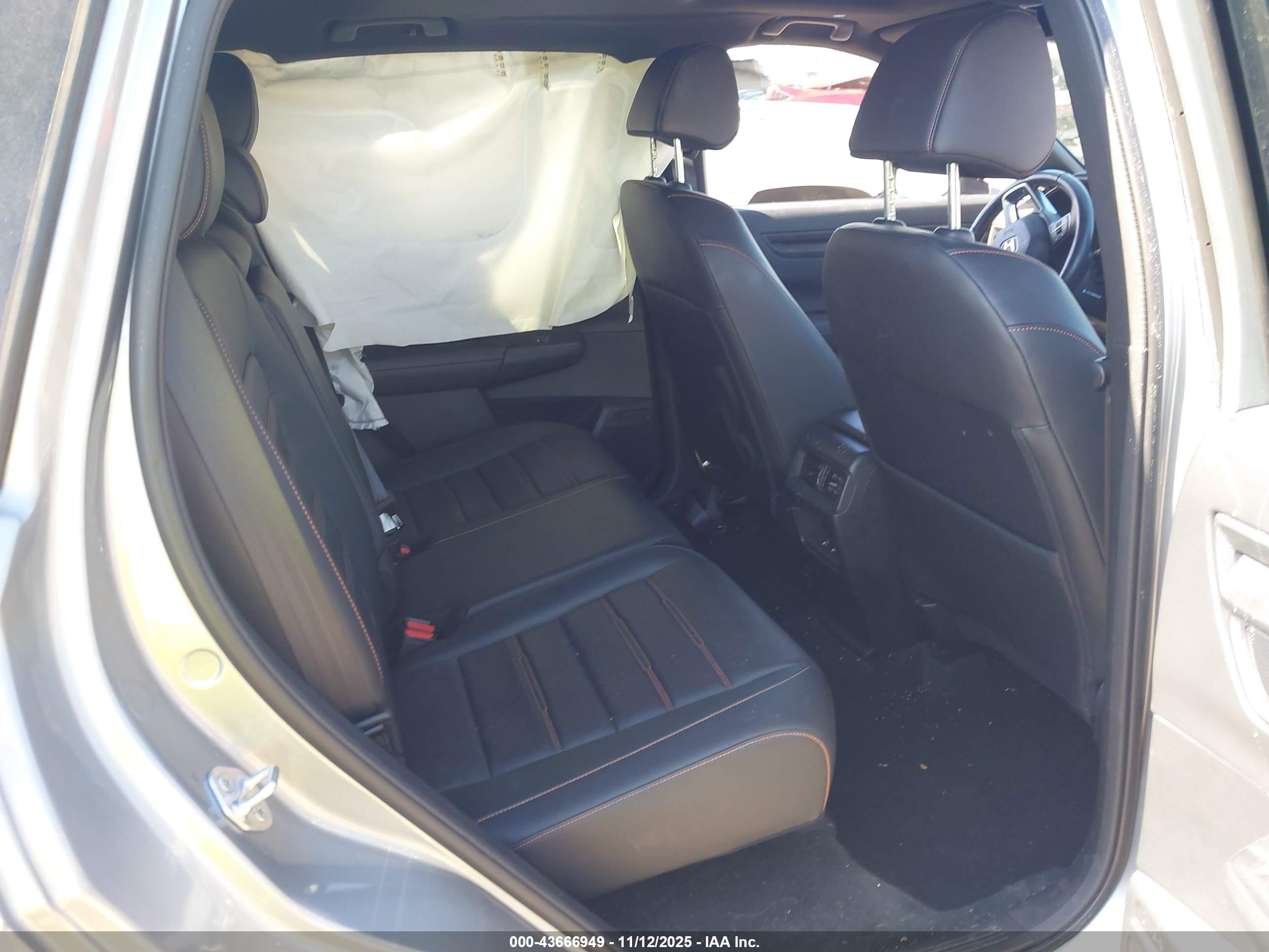 HONDA CR-V image 8