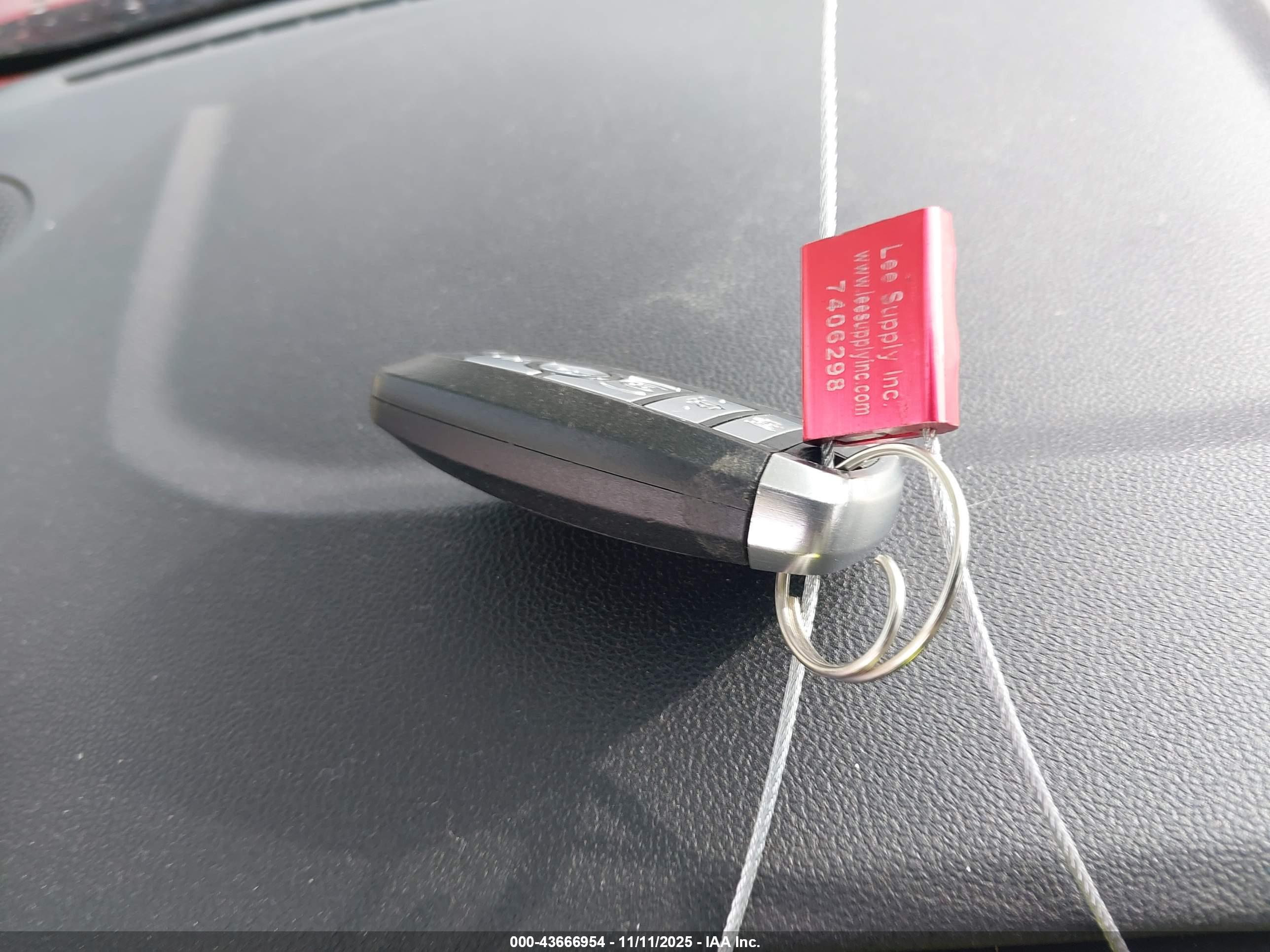 FORD ESCAPE image 11