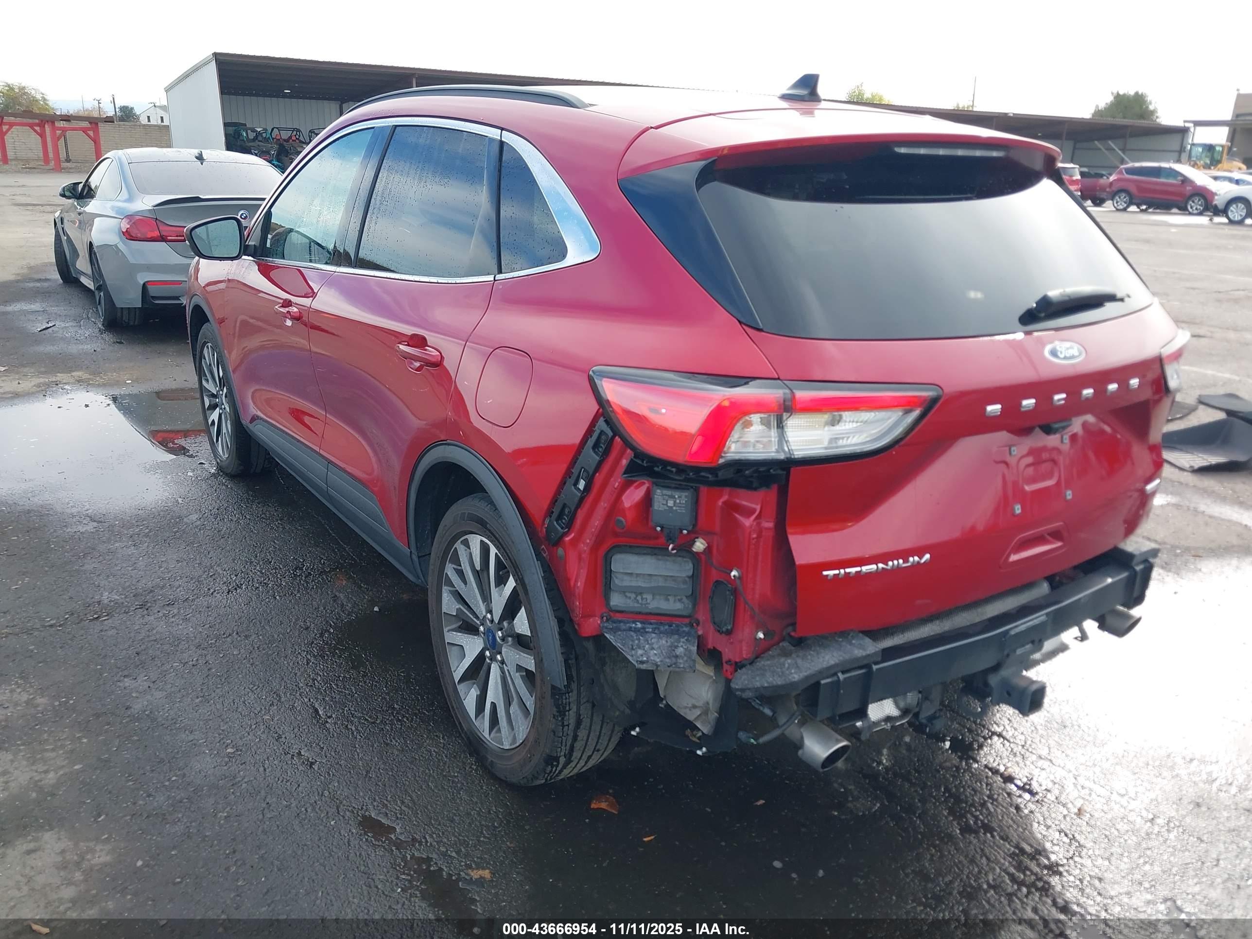 FORD ESCAPE image 3