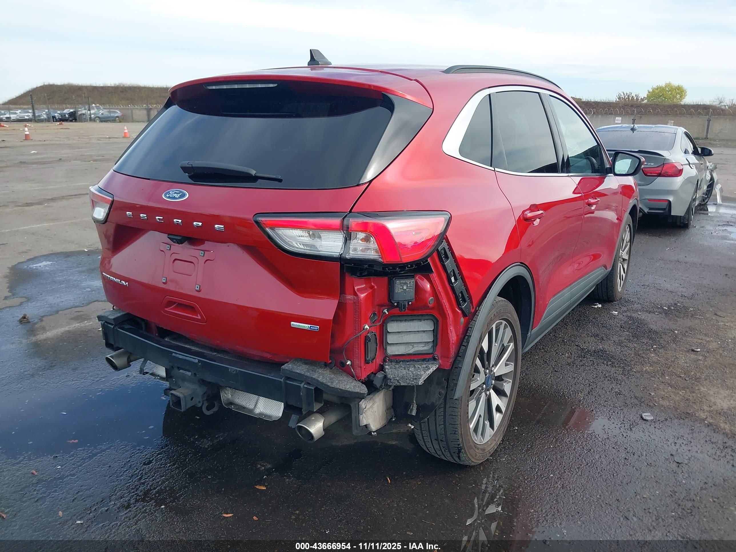 FORD ESCAPE image 4