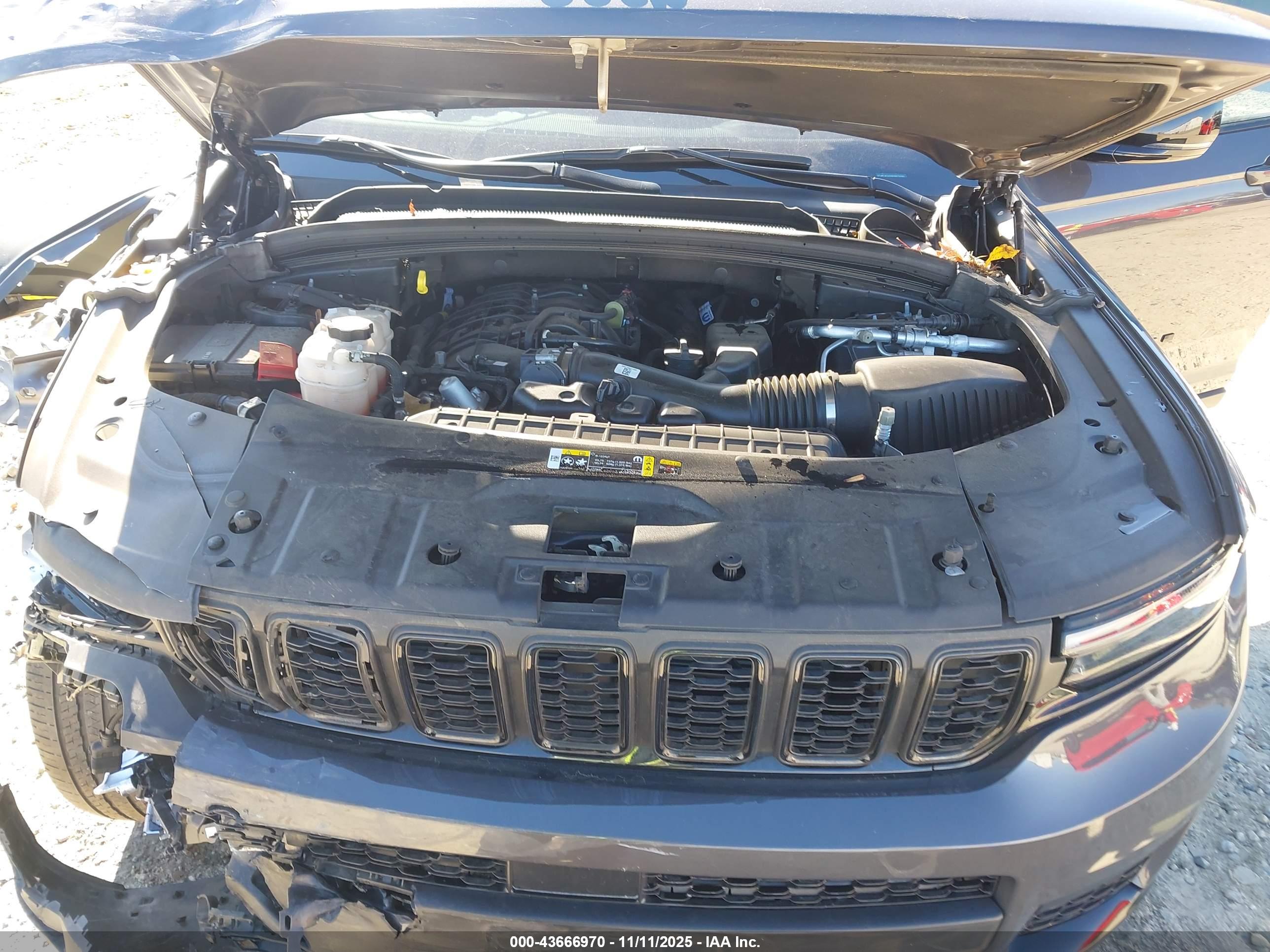 JEEP GRAND image 10