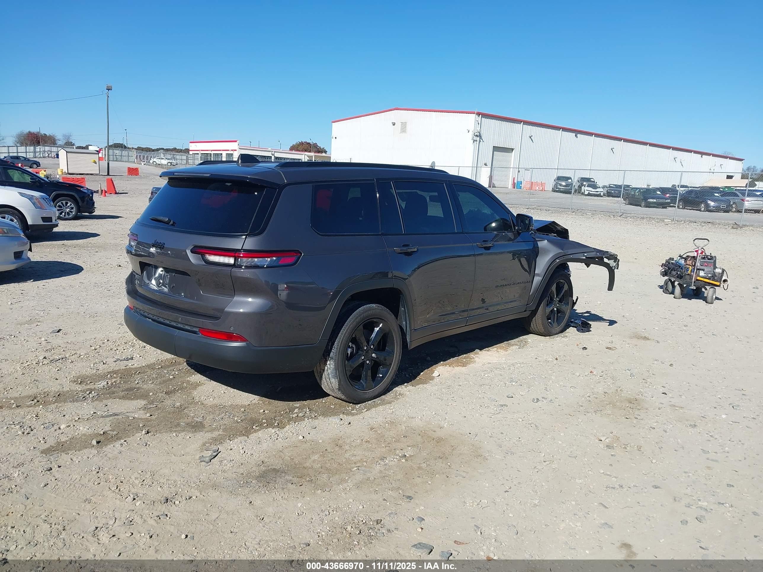 JEEP GRAND image 4