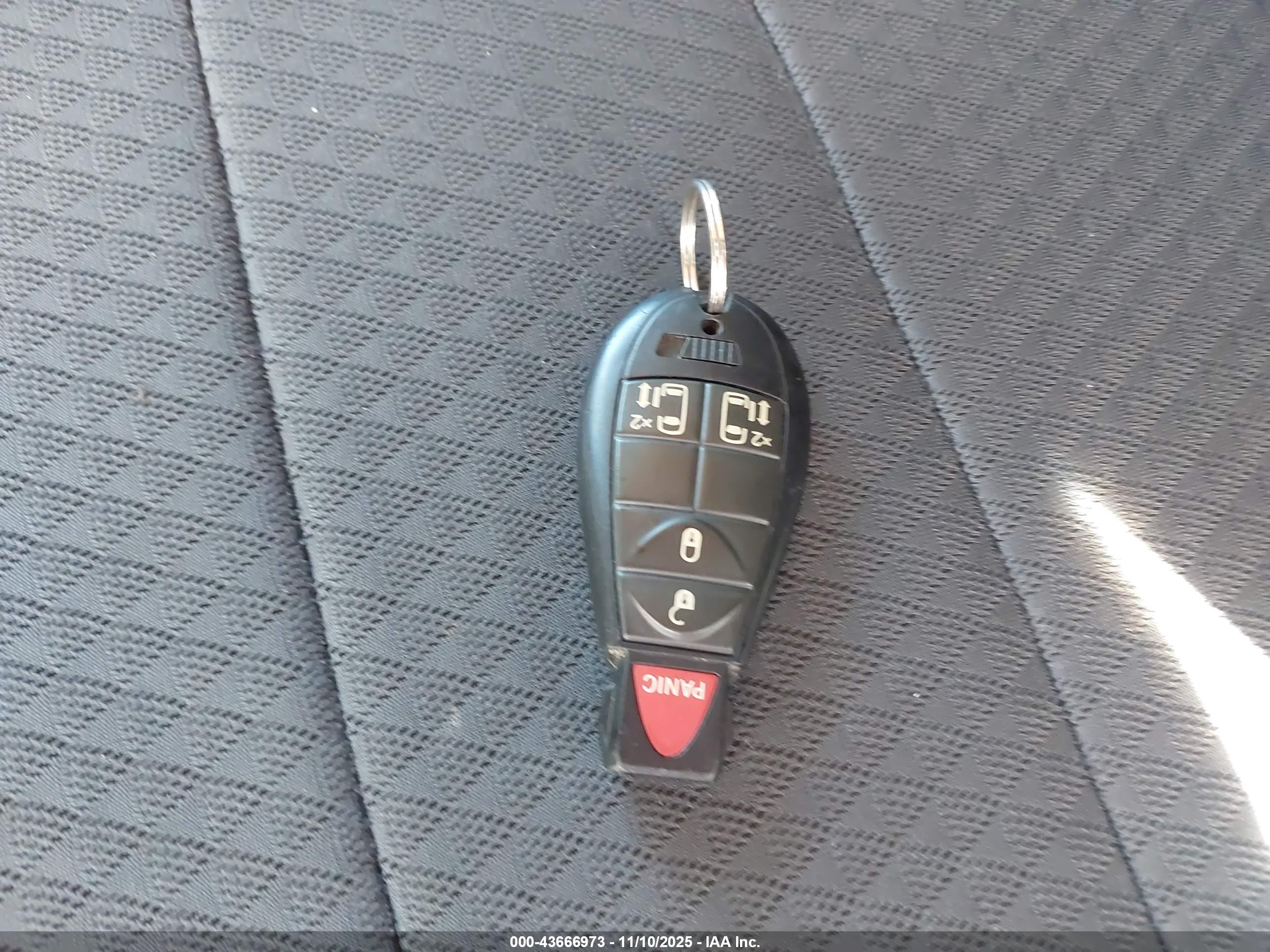 DODGE GRAND image 11