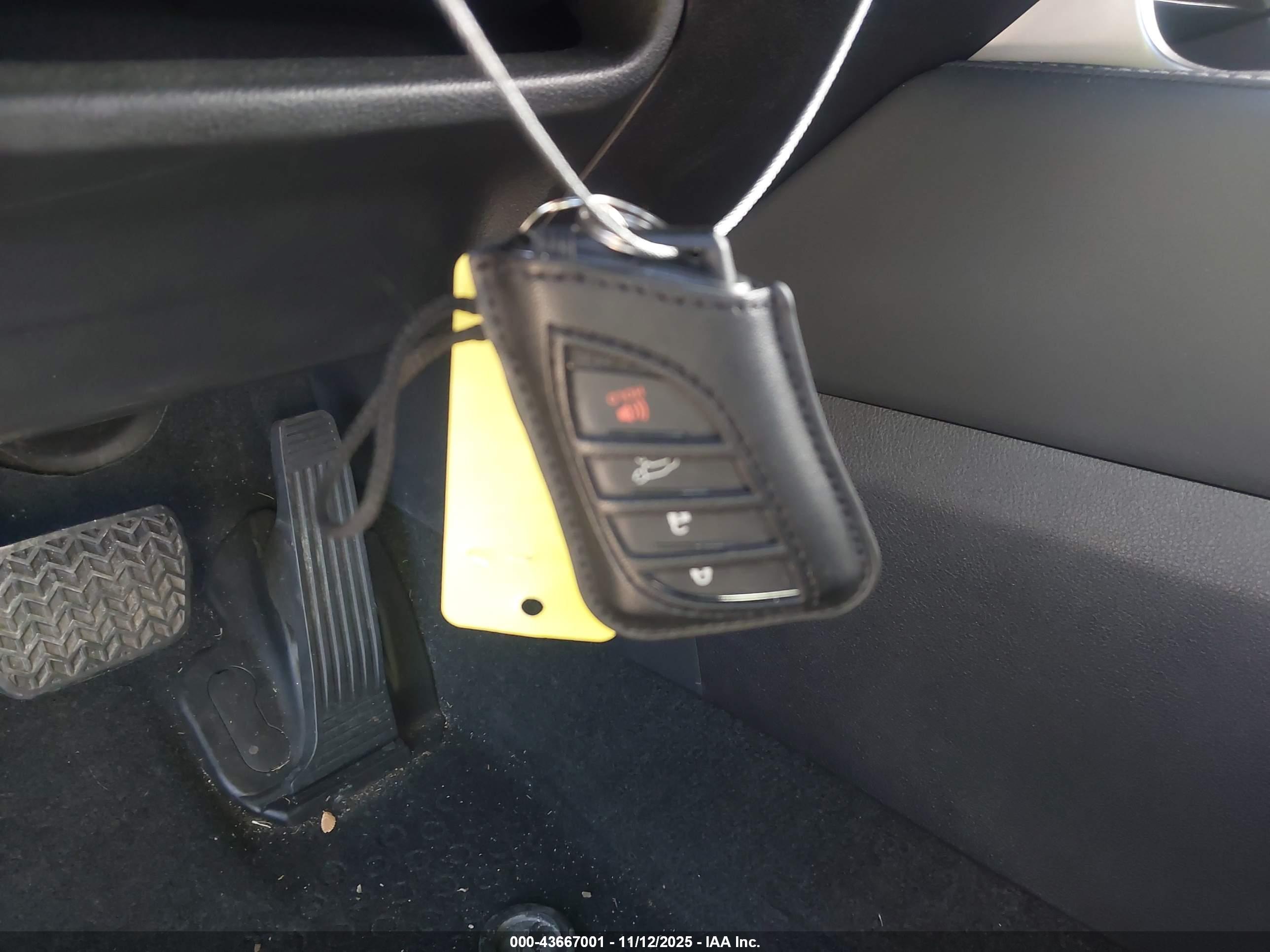 LEXUS RX image 11