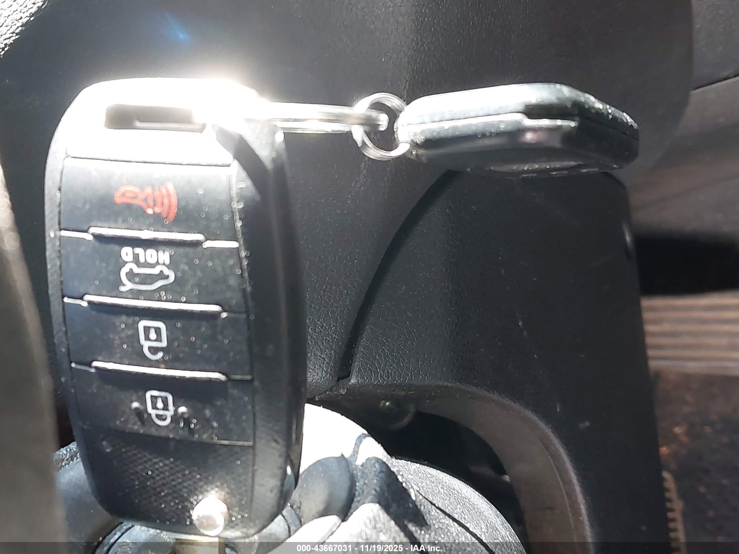 KIA SORENTO image 11