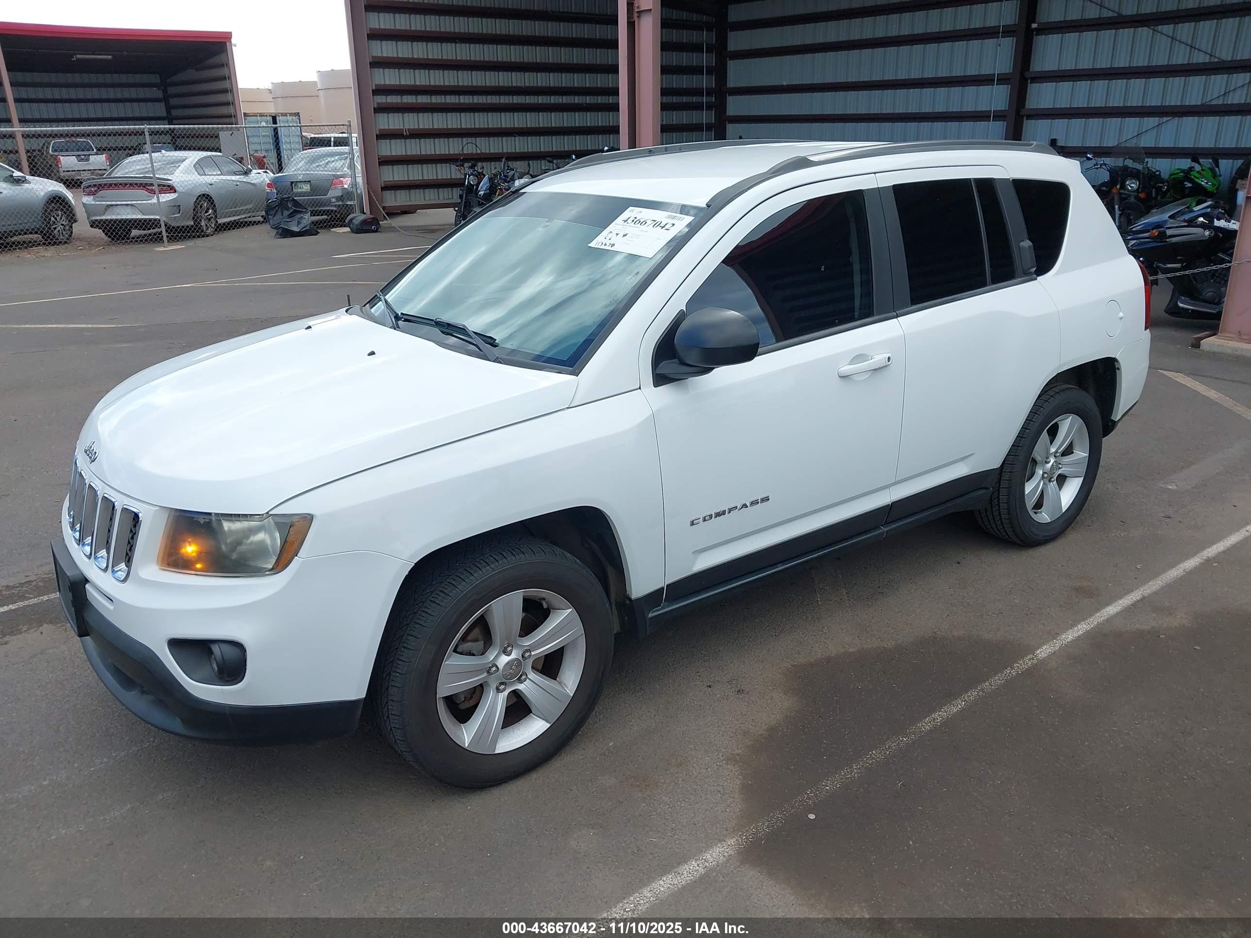 JEEP COMPASS image 2