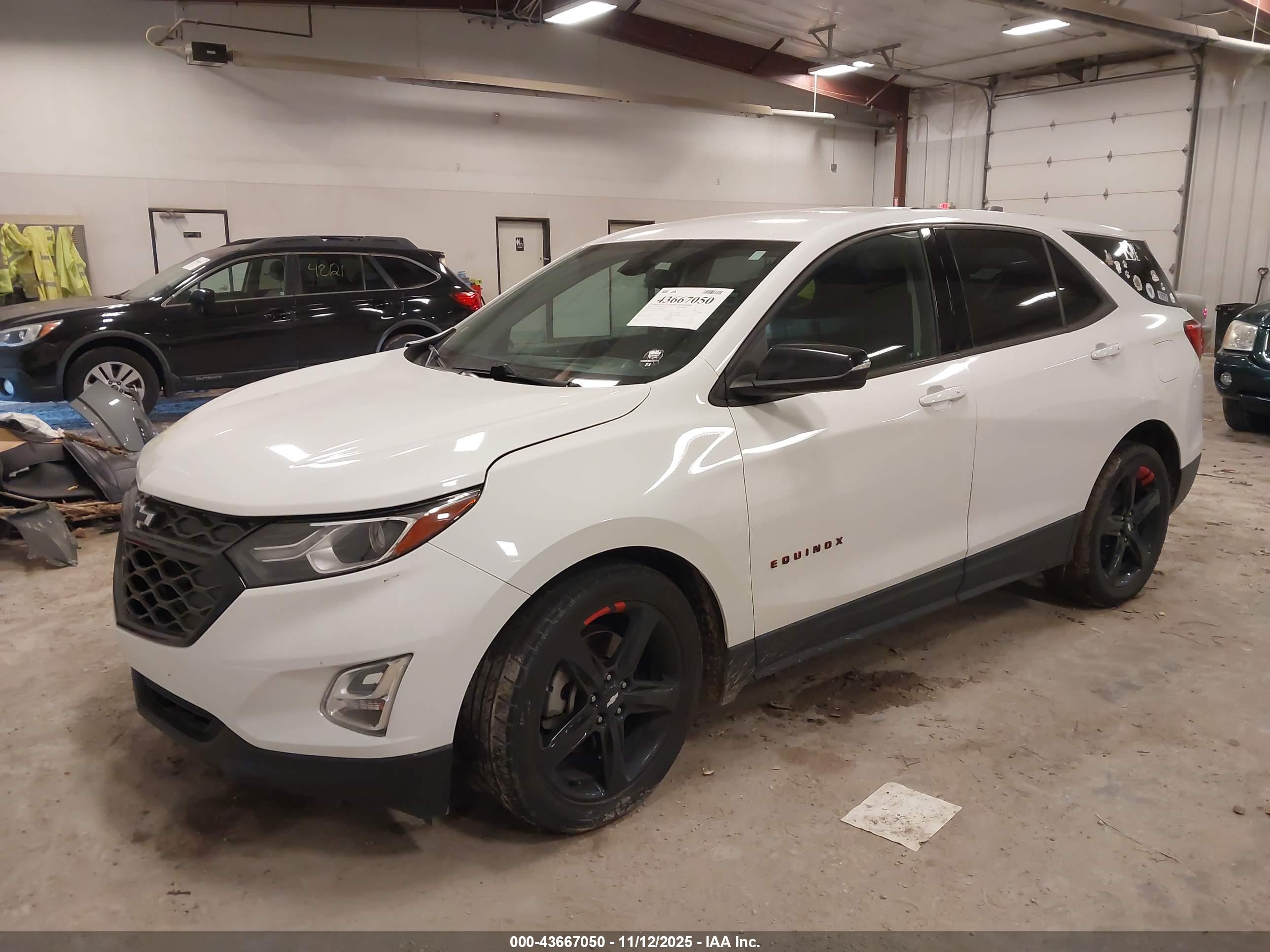 CHEVROLET EQUINOX image 2