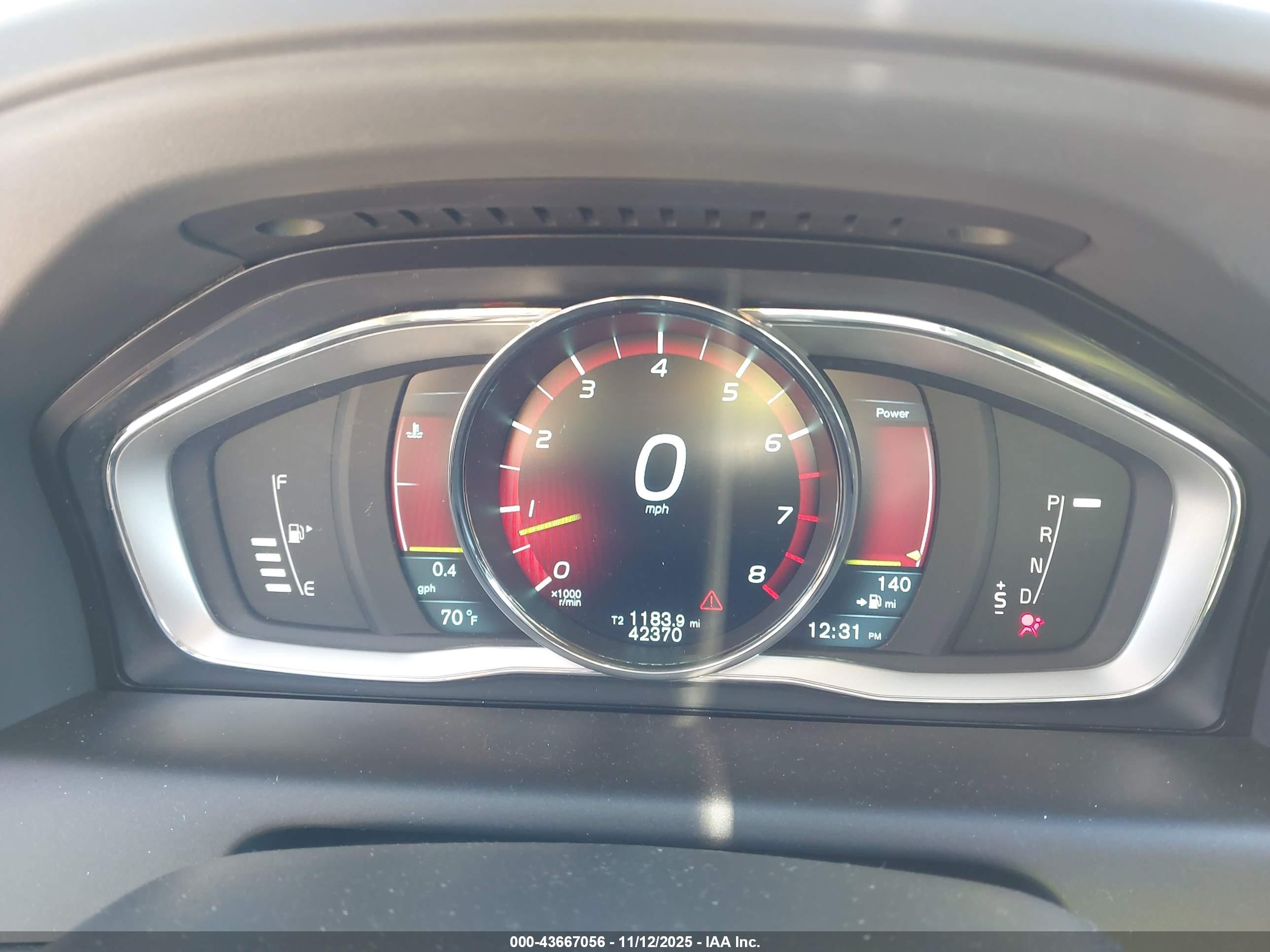VOLVO XC60 image 7