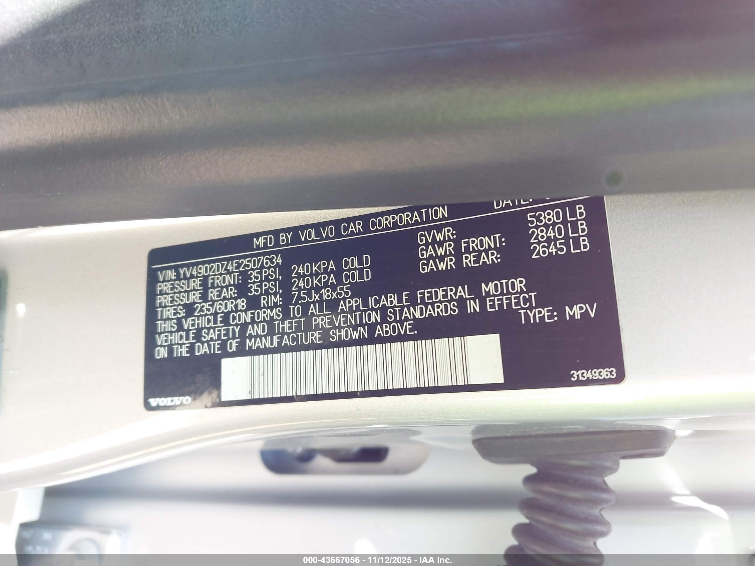 VOLVO XC60 image 9
