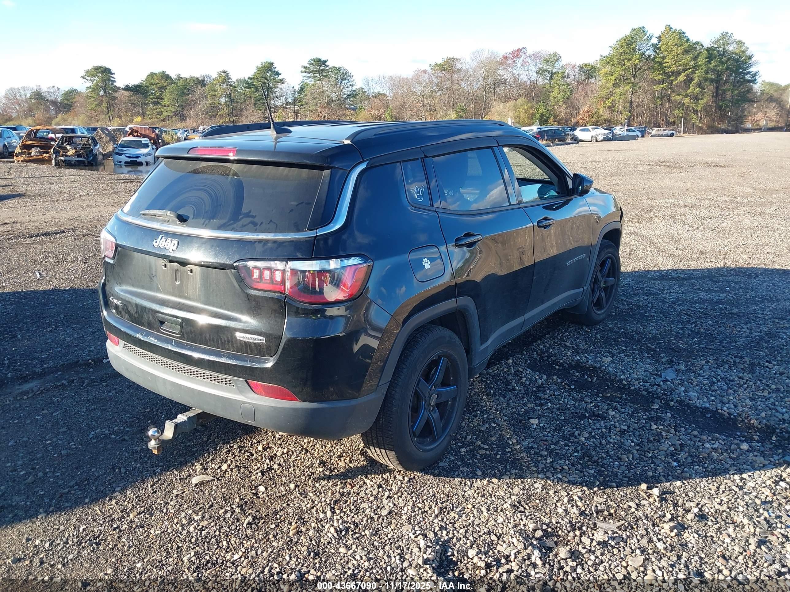 JEEP COMPASS image 4