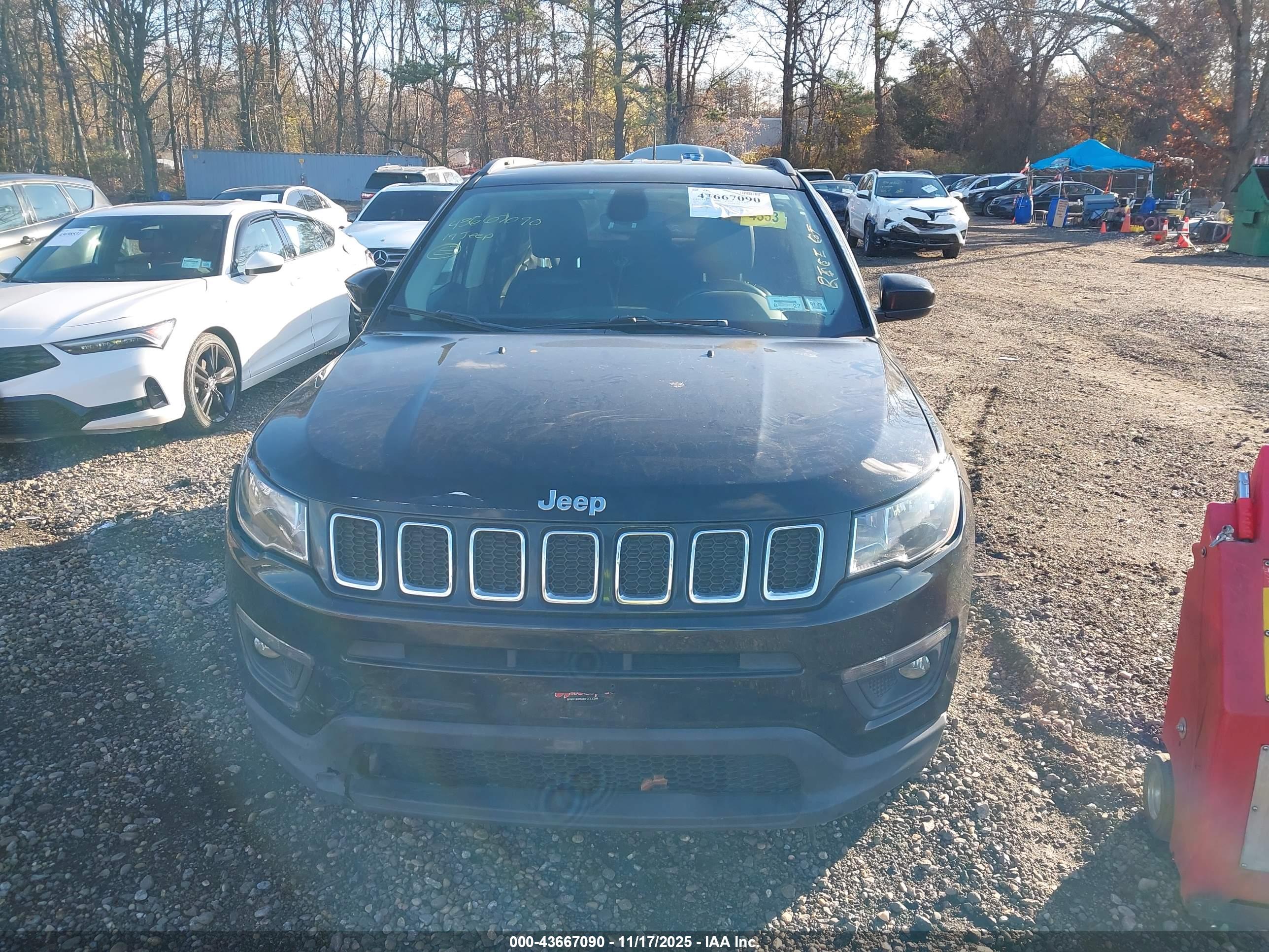 JEEP COMPASS image 6