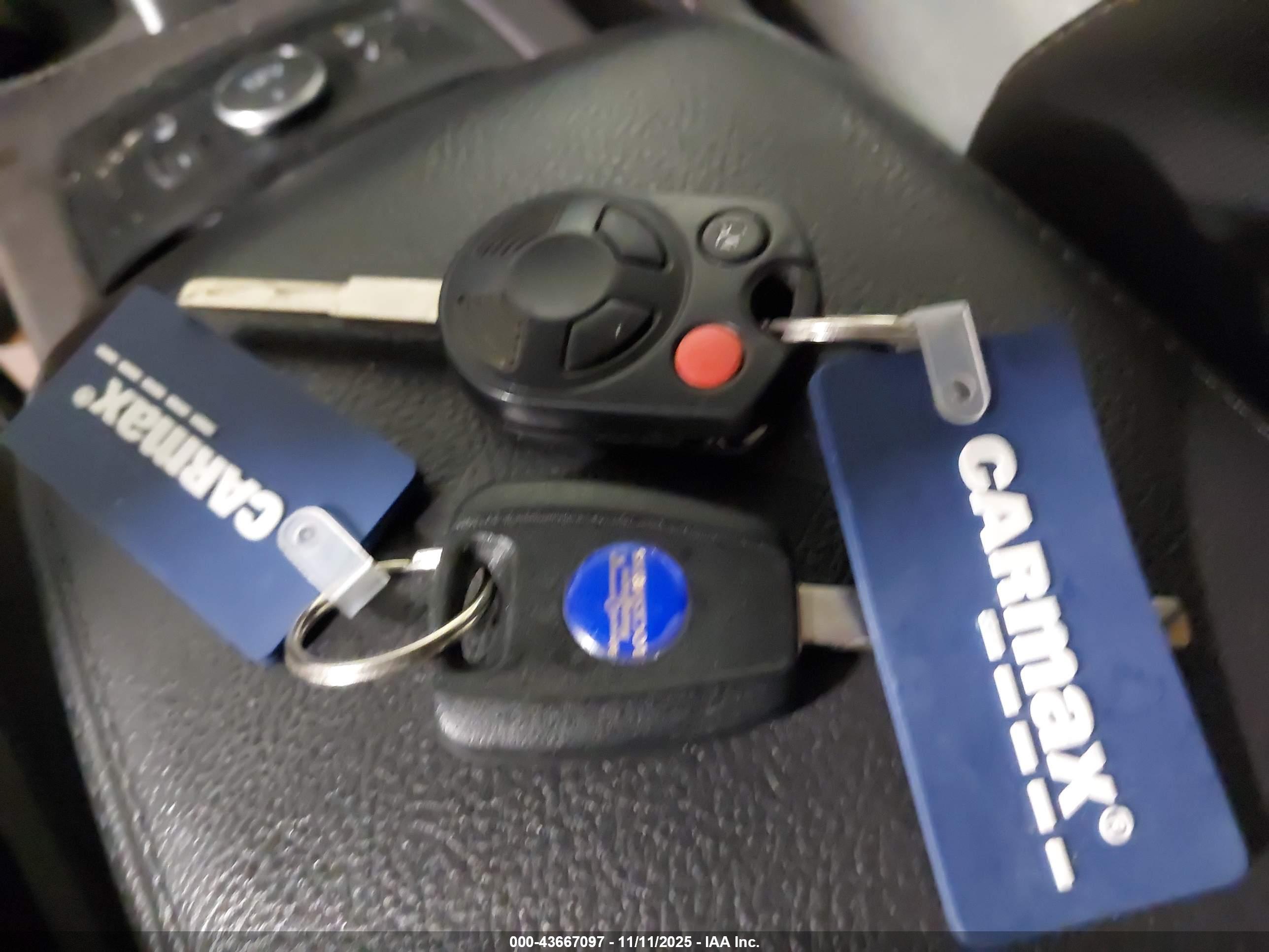 FORD FOCUS image 11