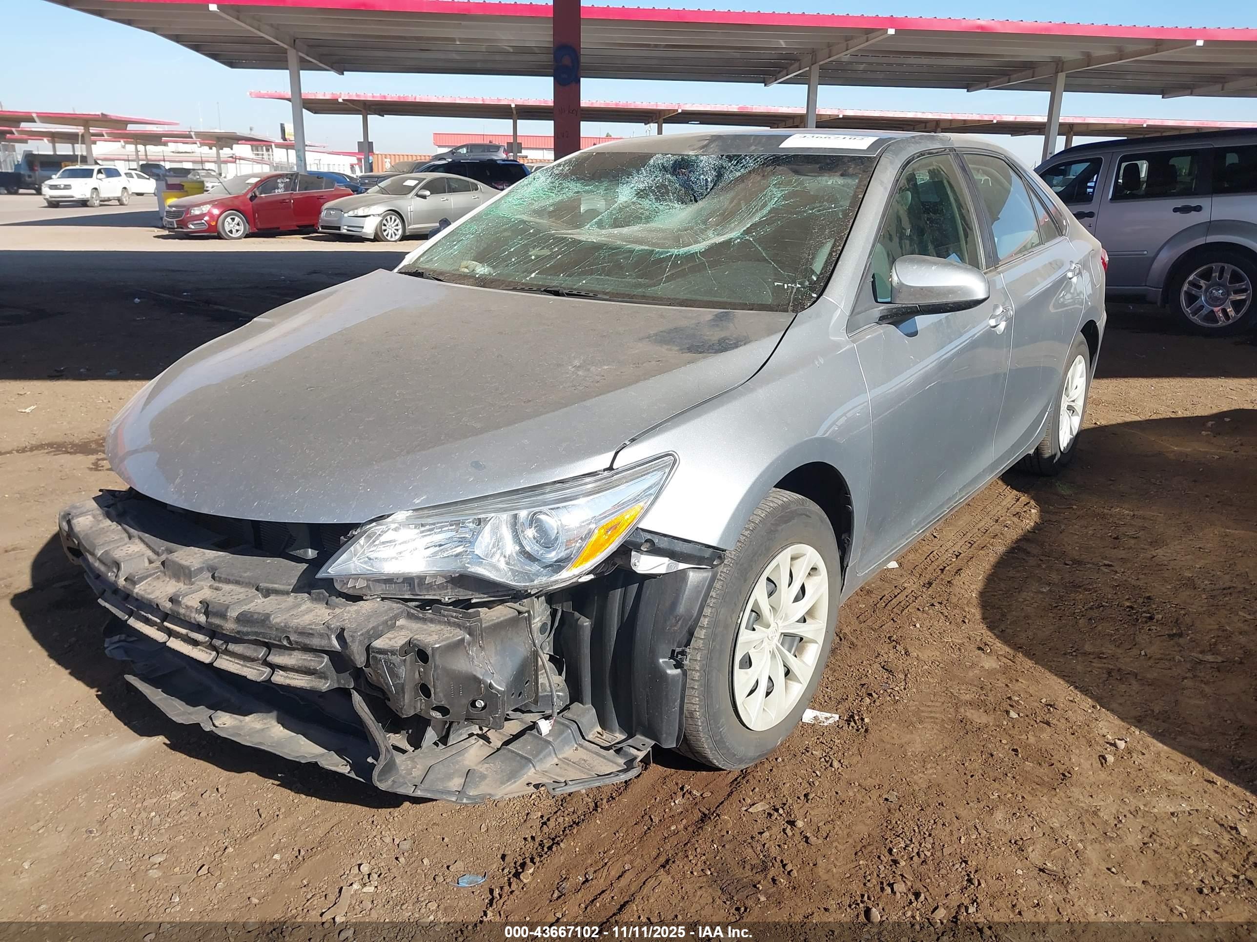 TOYOTA CAMRY image 2