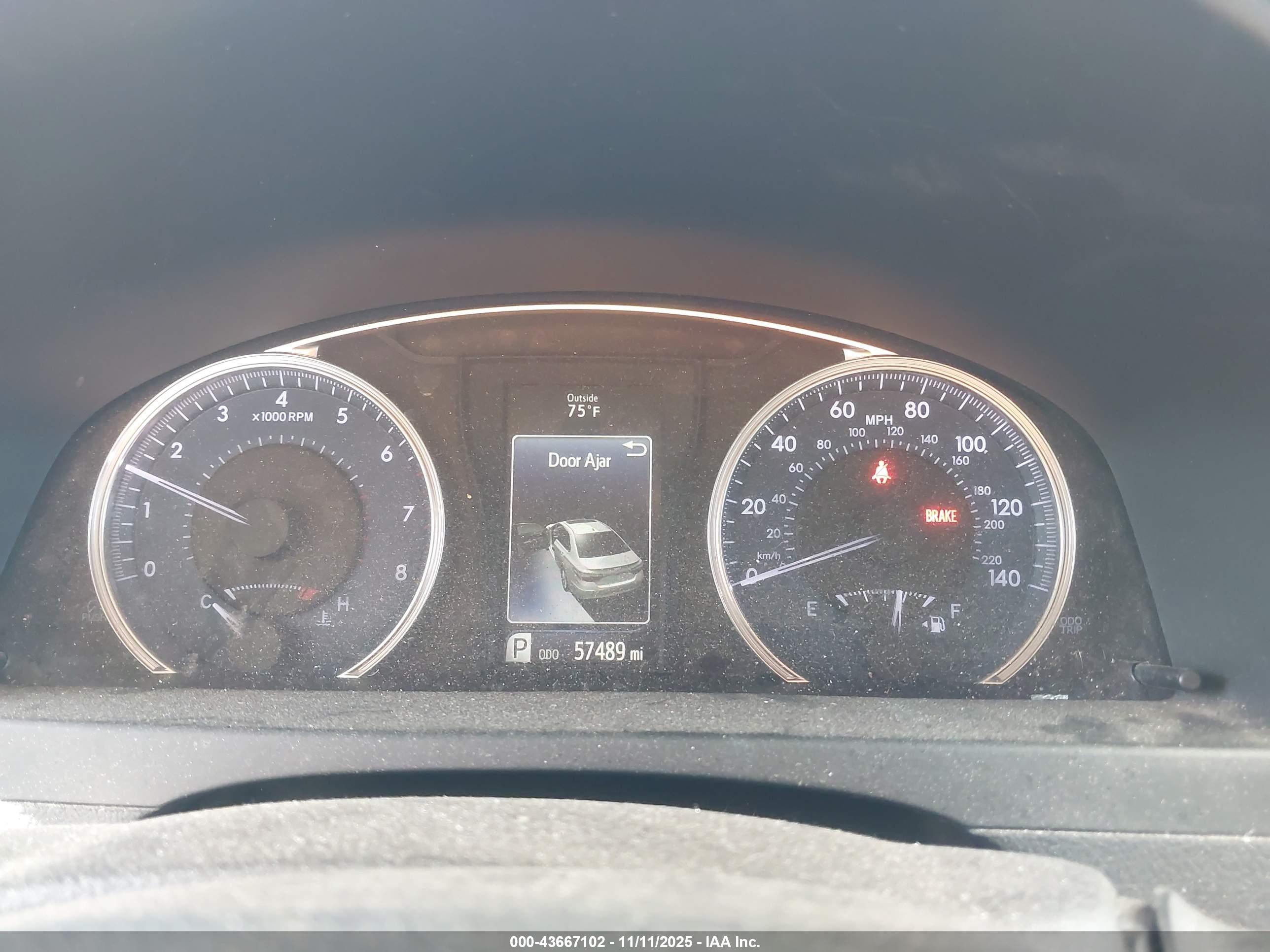 TOYOTA CAMRY image 7