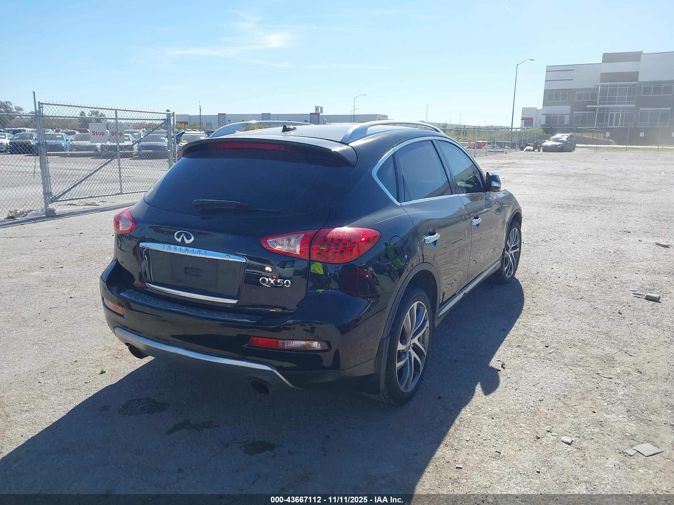 INFINITI QX50 image 4