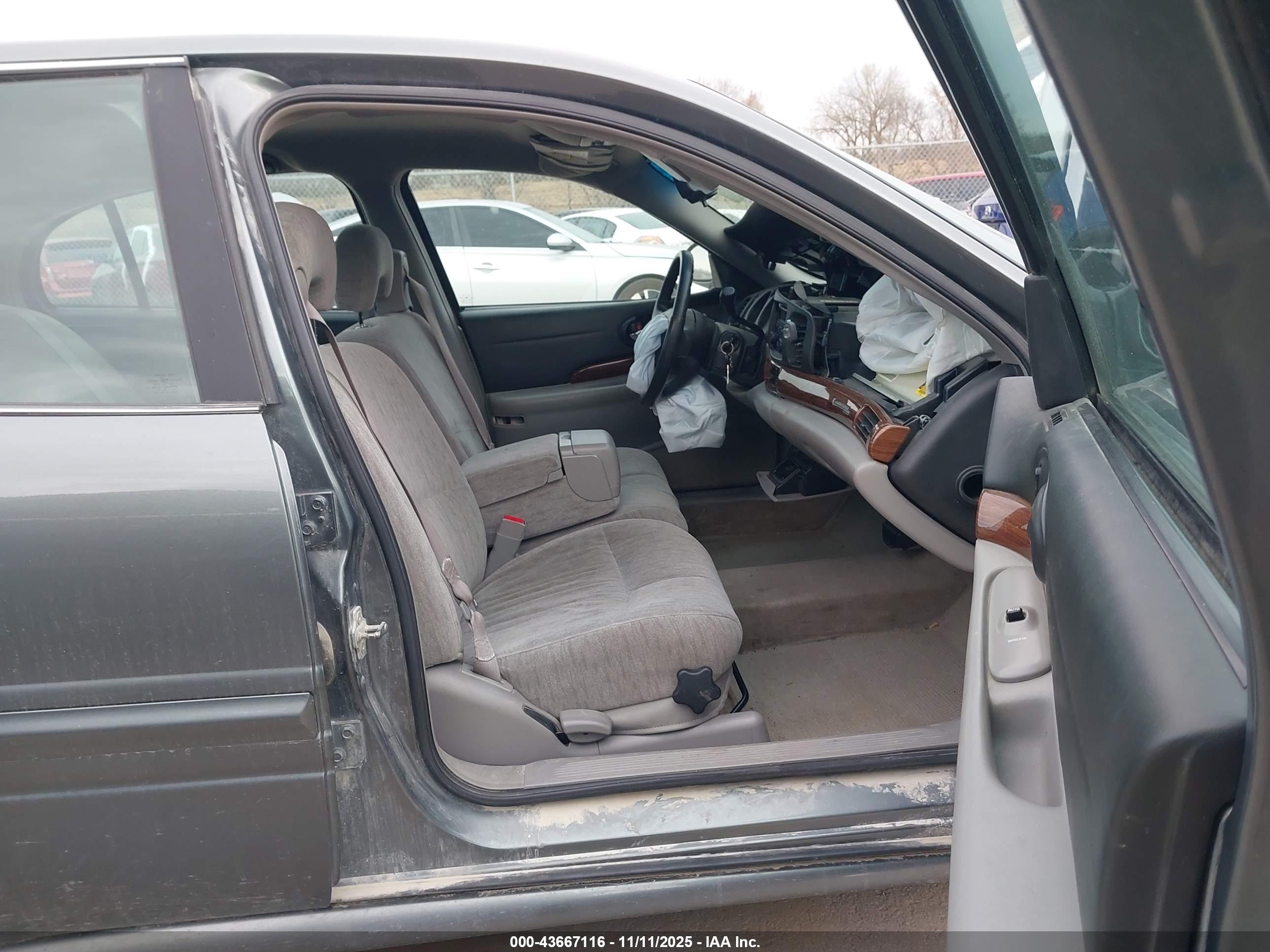BUICK LESABRE image 5
