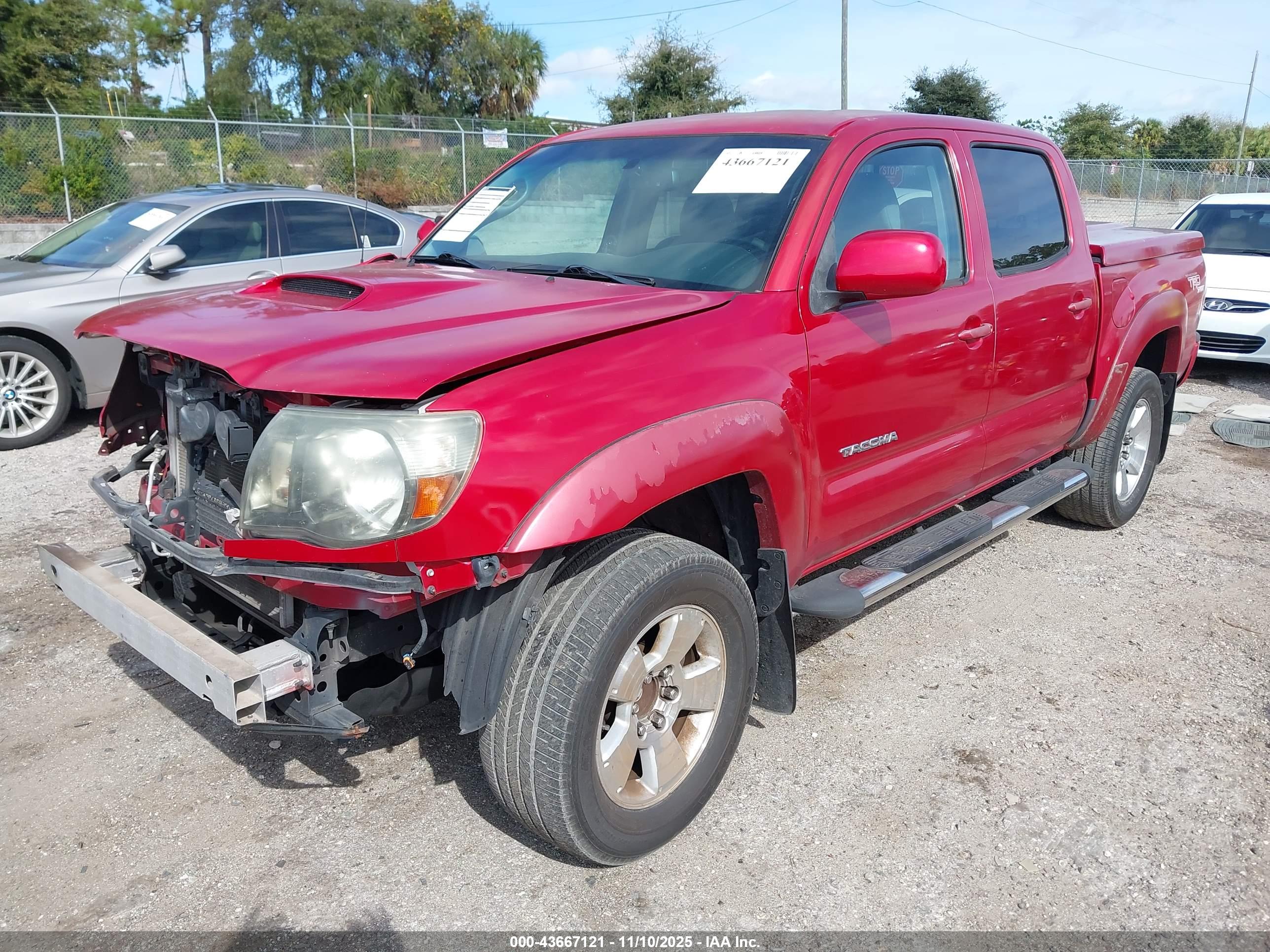TOYOTA TACOMA image 2