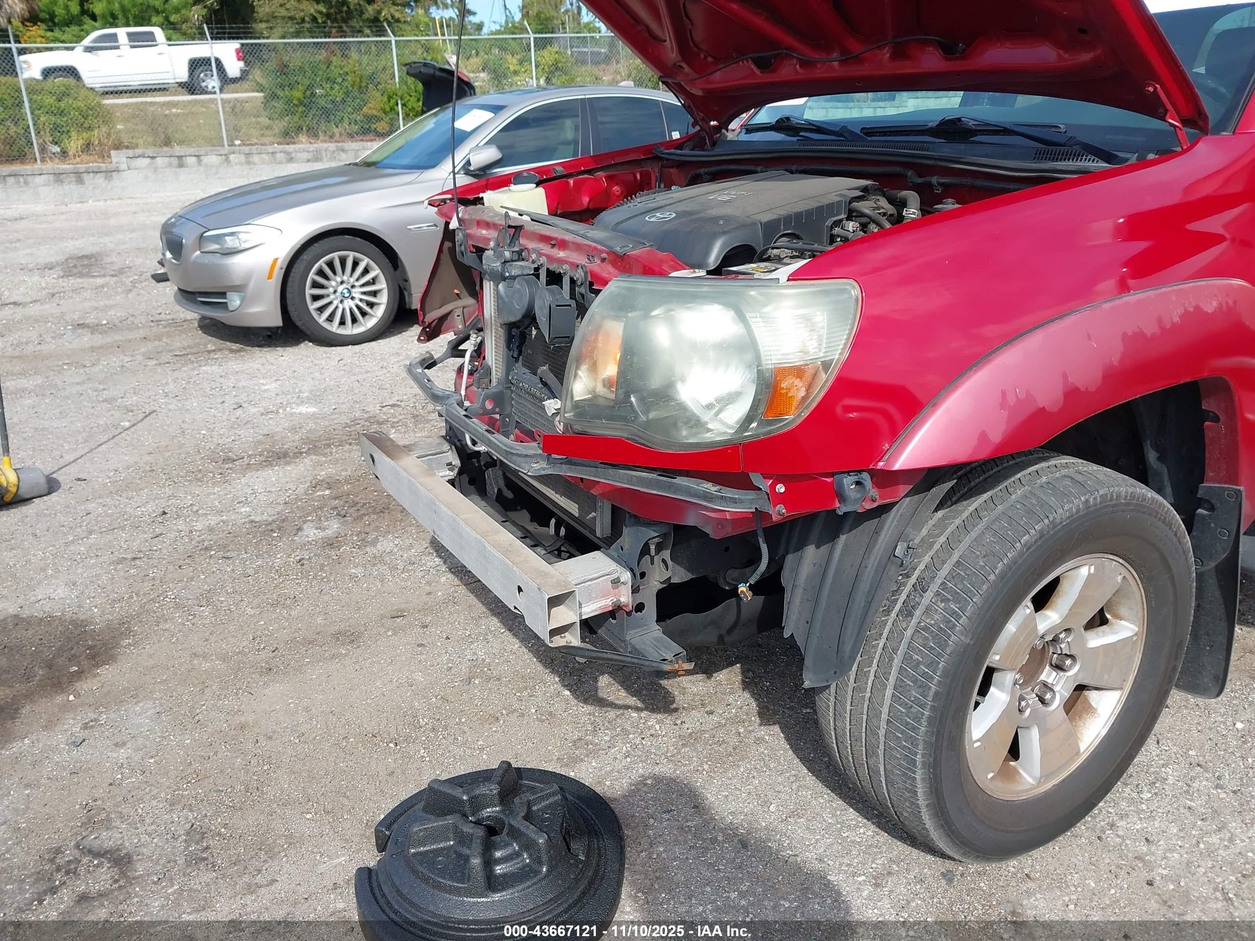 TOYOTA TACOMA image 6