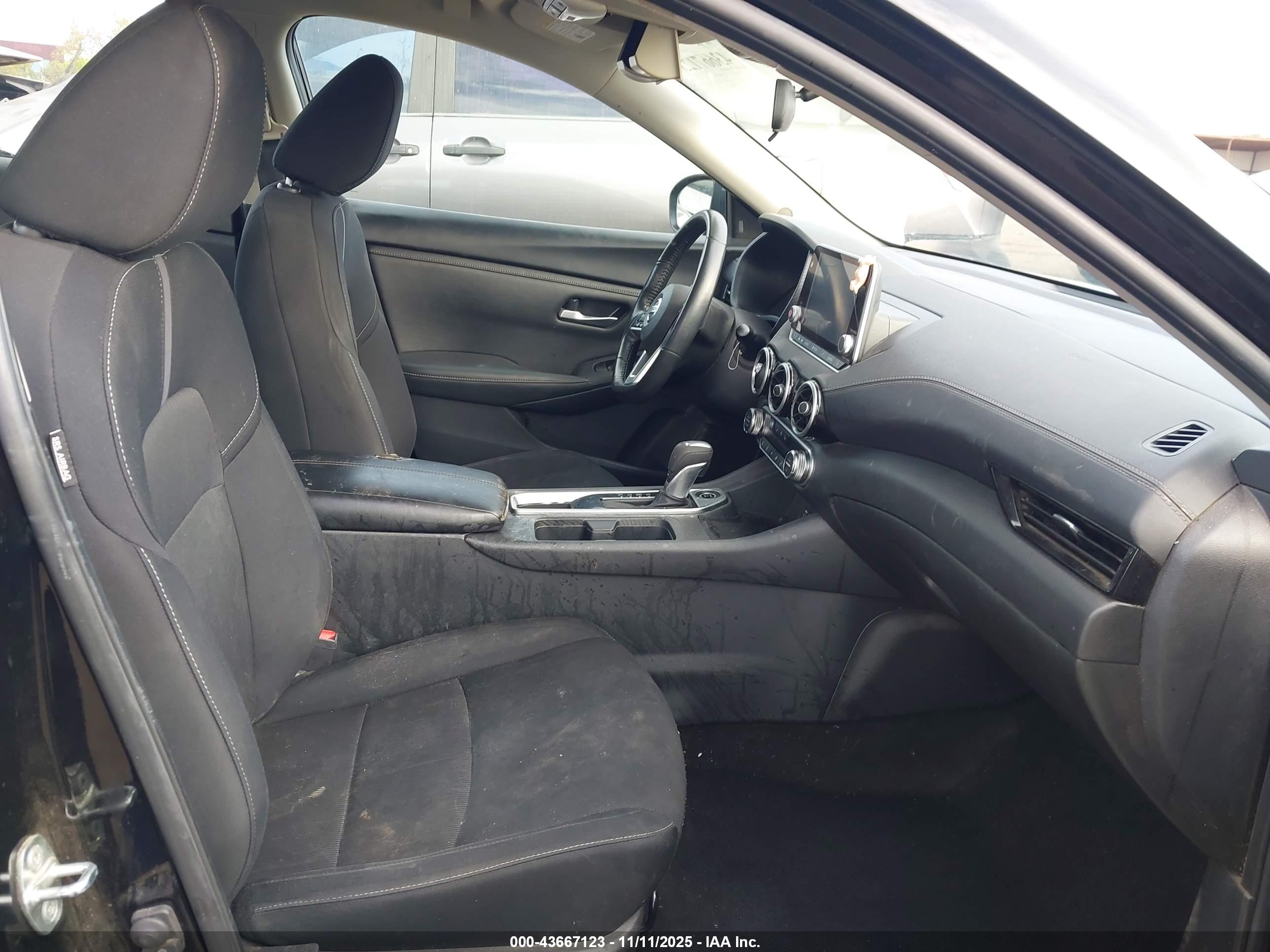 NISSAN SENTRA image 5