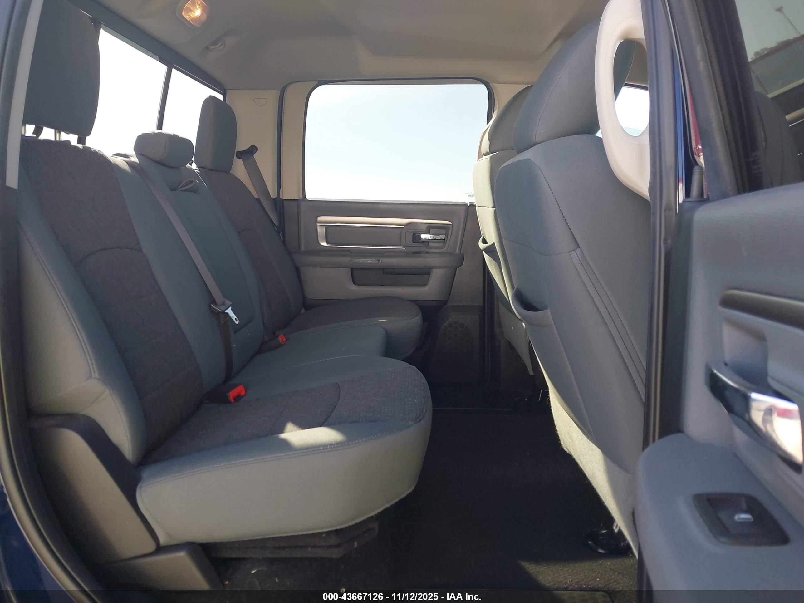 RAM 1500 image 8