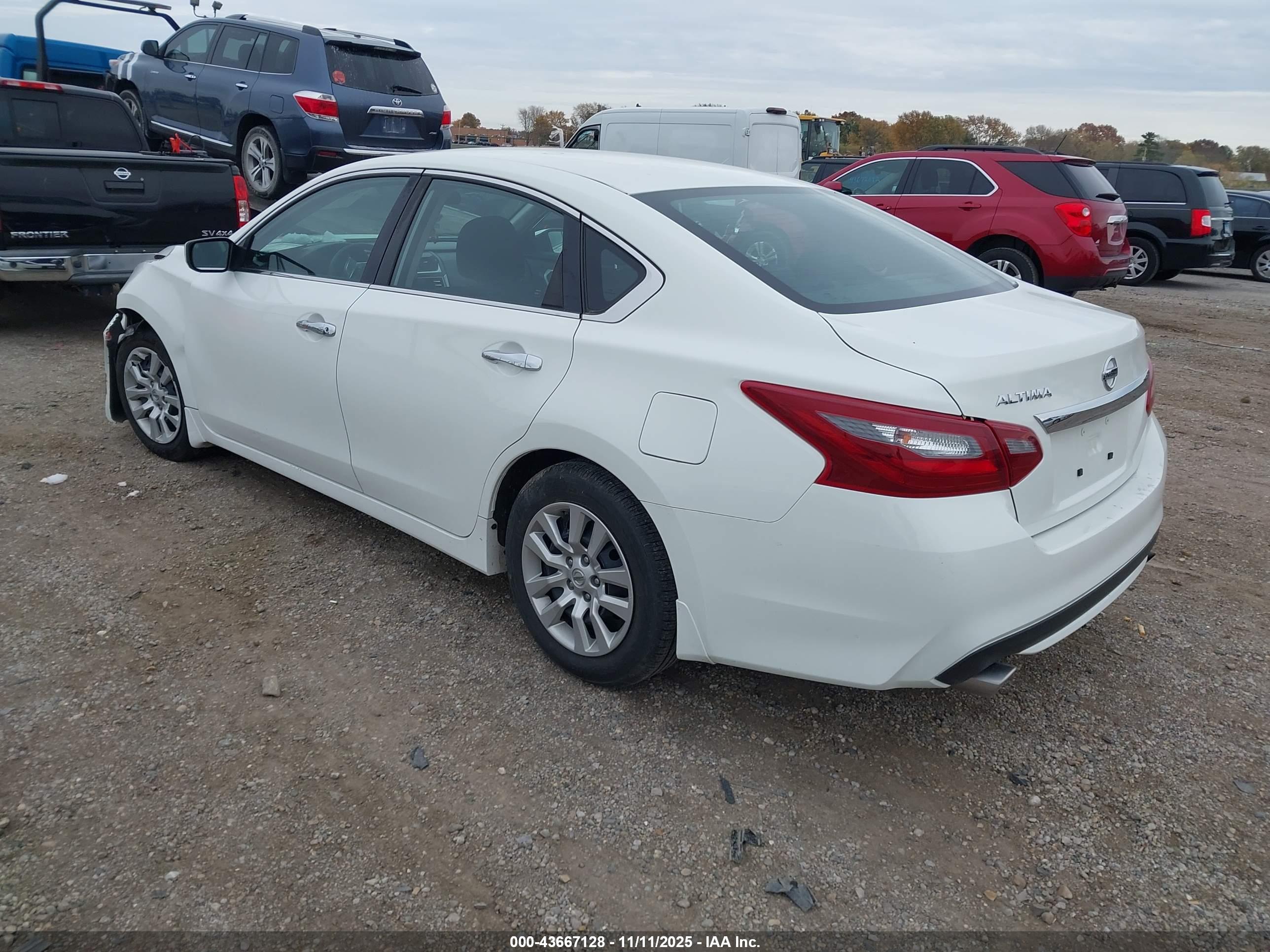 NISSAN ALTIMA image 3